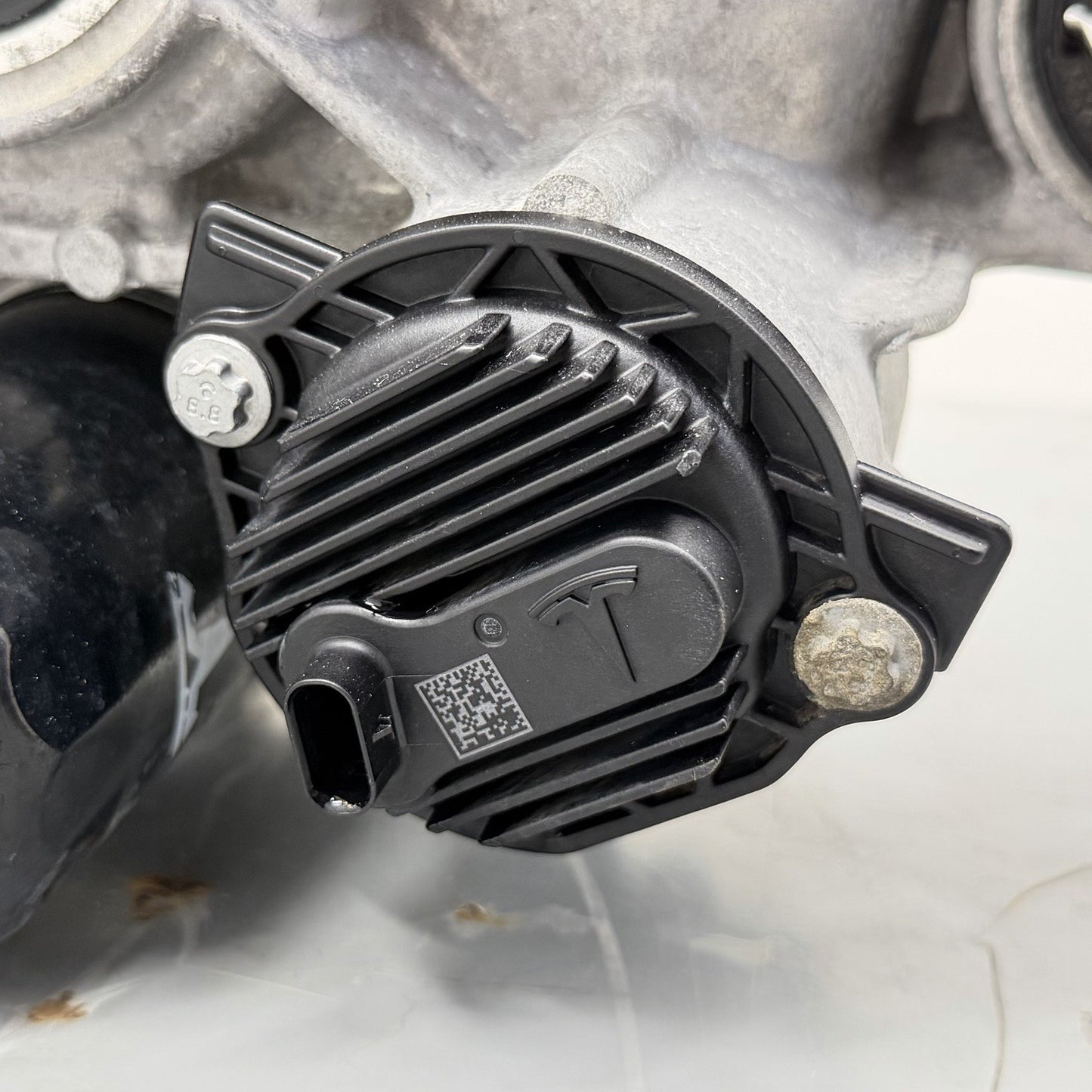 Tesla Model 3 Y Front Drive Unit Inverter Electric Motor Engine 1120960-00-E OEM