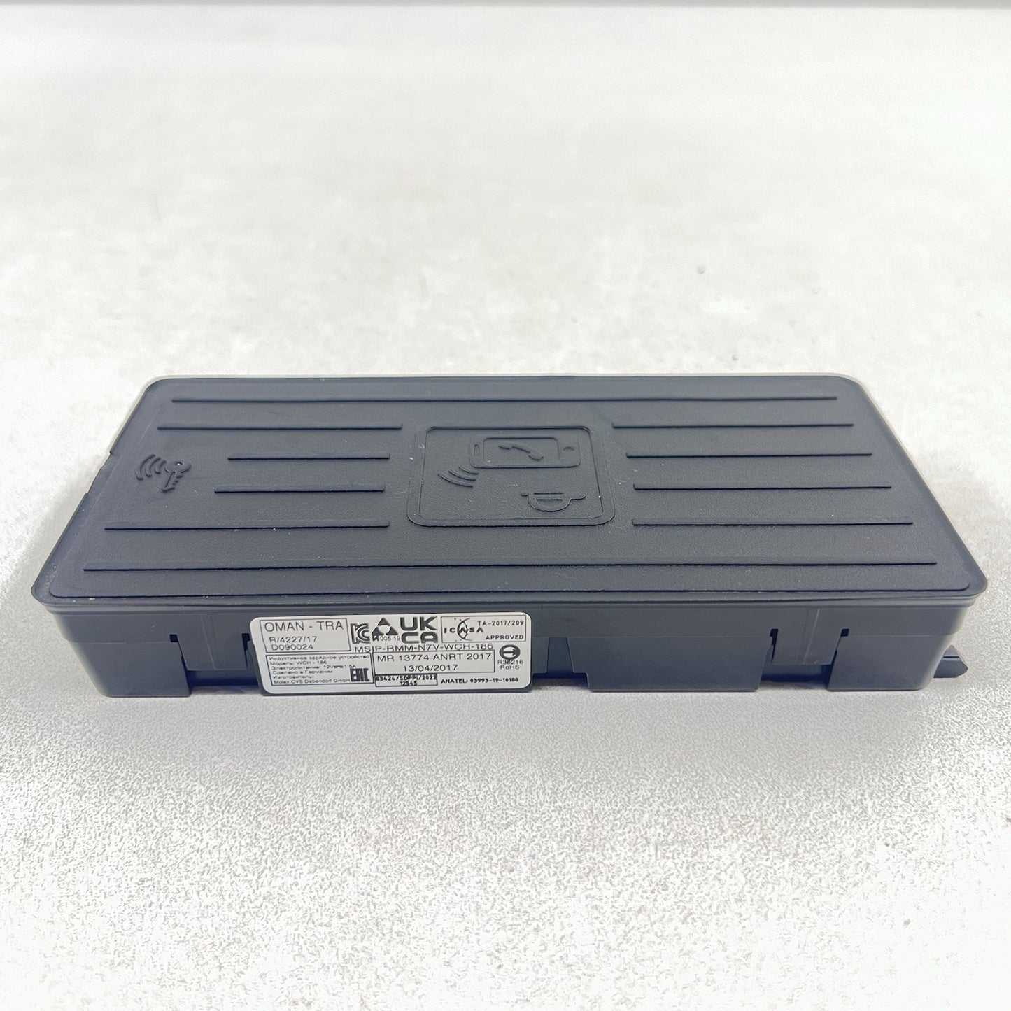20-24 AUDI A4 CENTER CONSOLE WIRELESS CHARGE PHONE CHARGING W/ SURROUND TRIM OEM