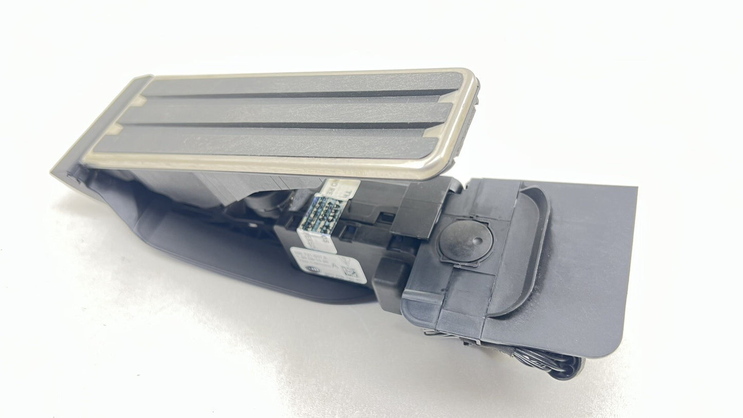 10-16 PORSCHE PANAMERA GAS ACCELERATOR THROTTLE PEDAL SENSOR 298.721.507.B OEM