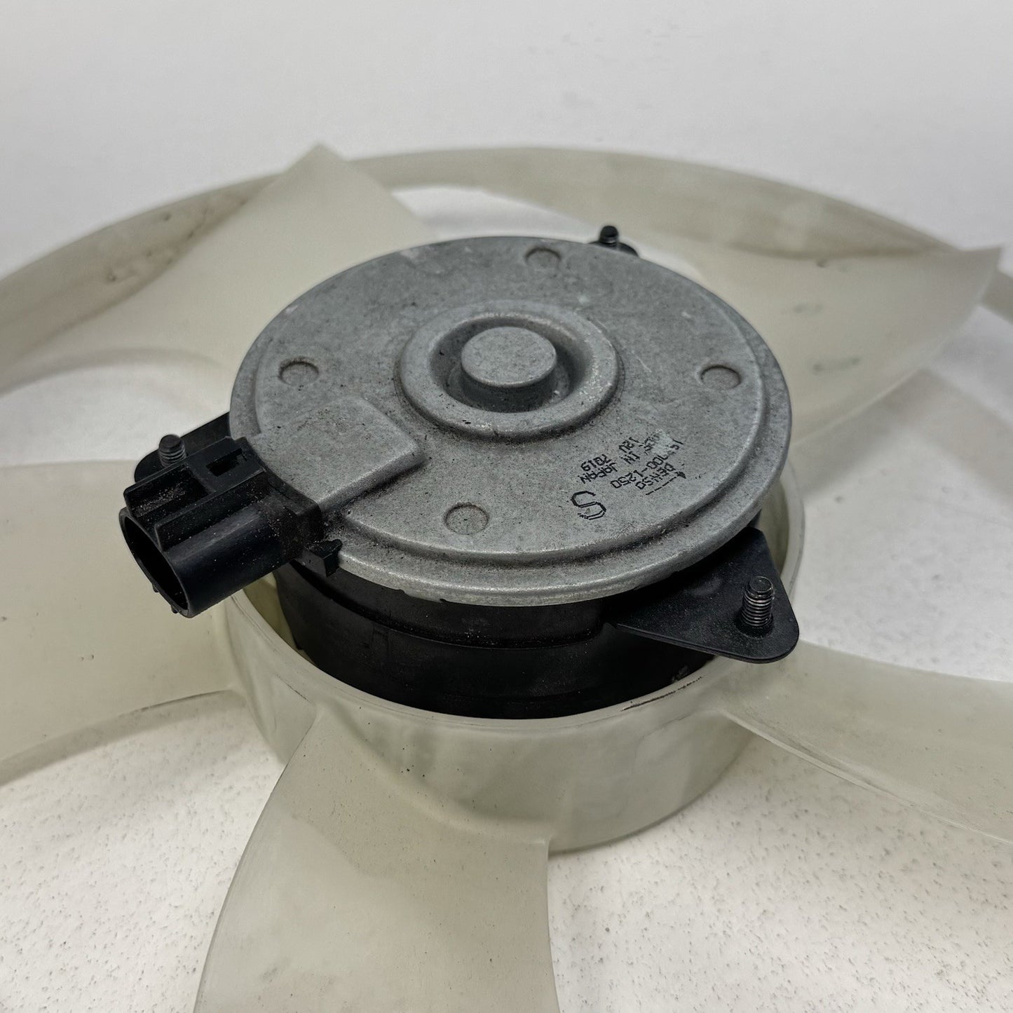 13-20 Subaru BRZ 86 FR-S Radiator Cooling Fan Motor With Fan Blade Pair OEM