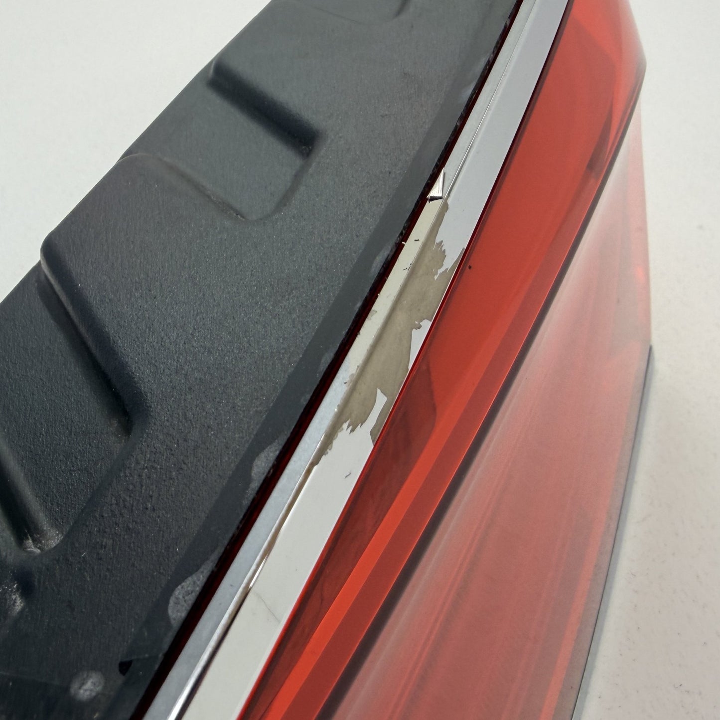 2014-2018 Bentley Flying Spur Right Rear LED Taillight Light Lamp 4W0945096N OEM