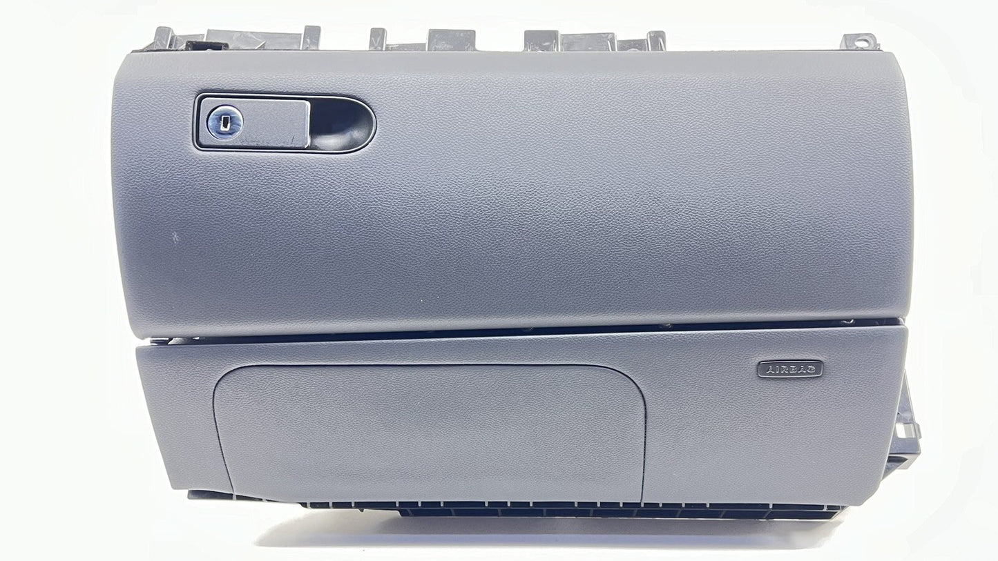 12-18 MERCEDES BENZ CLS550 W218 FRONT GLOVE BOX COMPARTMENT WITH KNEE AIRBAG OEM
