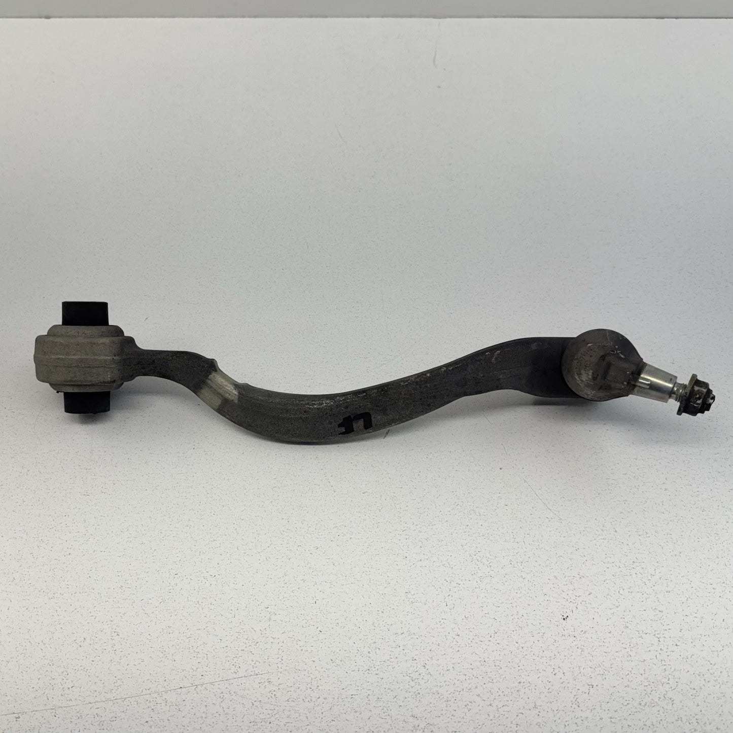 12-18 Mercedes W218 CLS550 RWD Driver Left Front Control Arm Suspension Pair OEM