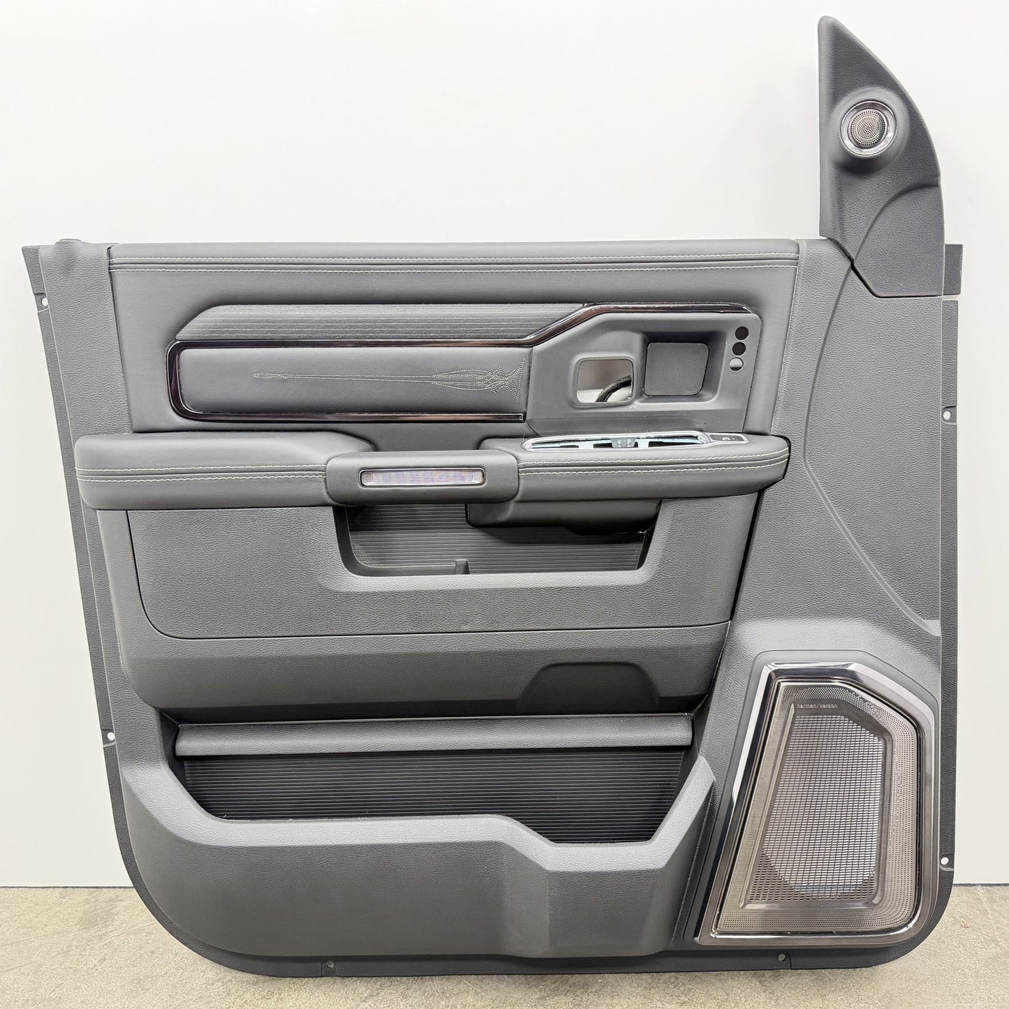 2019-2024 Ram 2500 3500 4500 5500 Limited Interior Door Trim Panel Set Black OEM