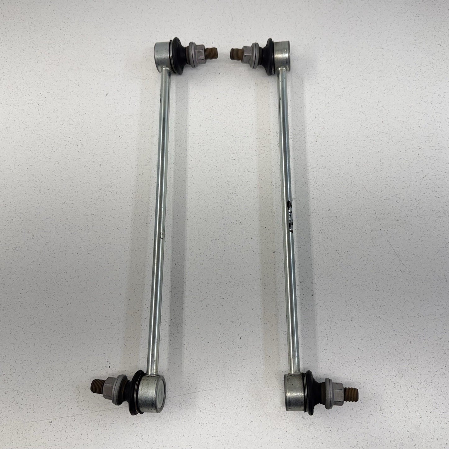 16-22 Toyota Prius / Prius Prime Front Stabilizer Sway Bar End Link Pair OEM