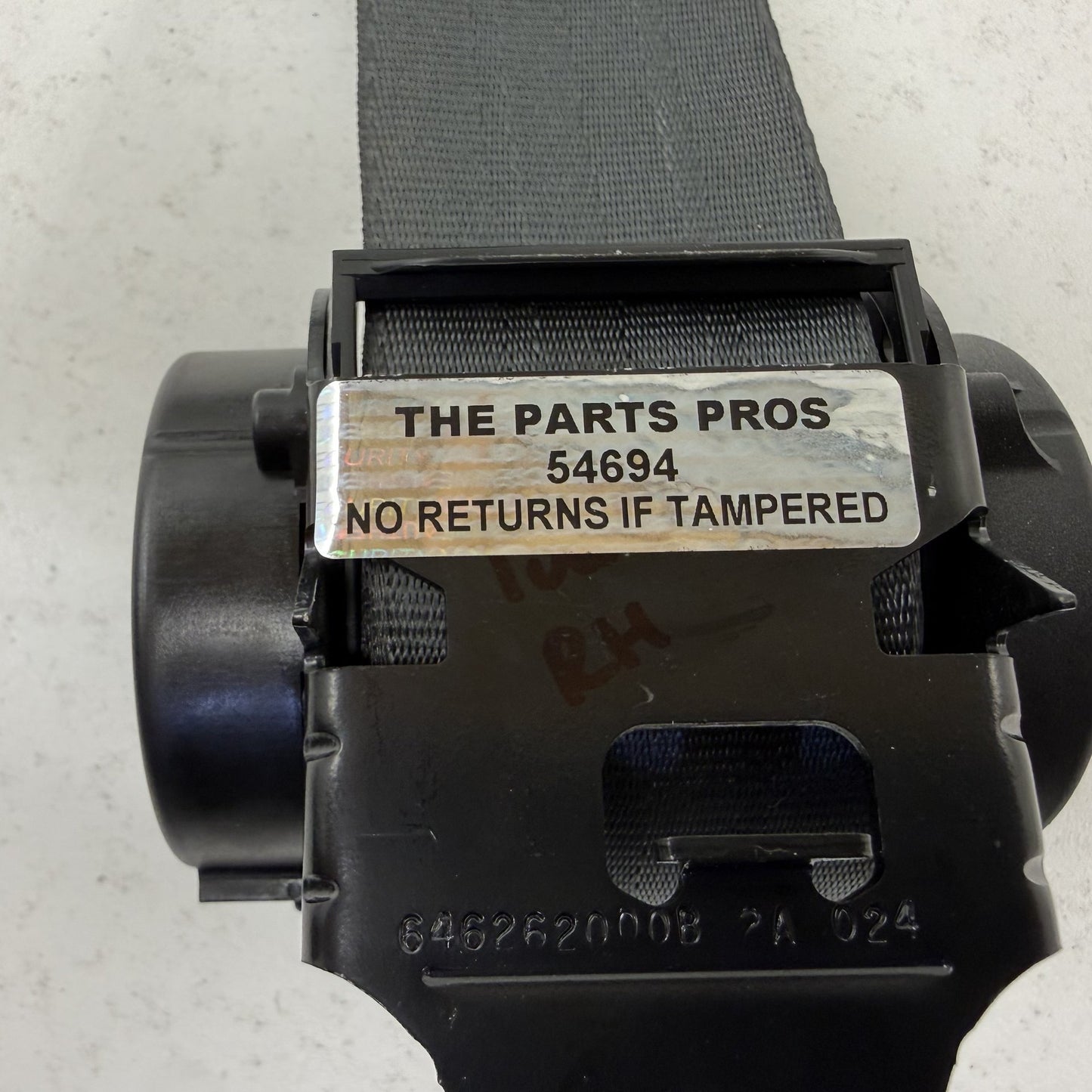 2022-2024 Rivian R1S Right Rear 3rd Third Row Seatbelt Seat Belt Retractor OEM