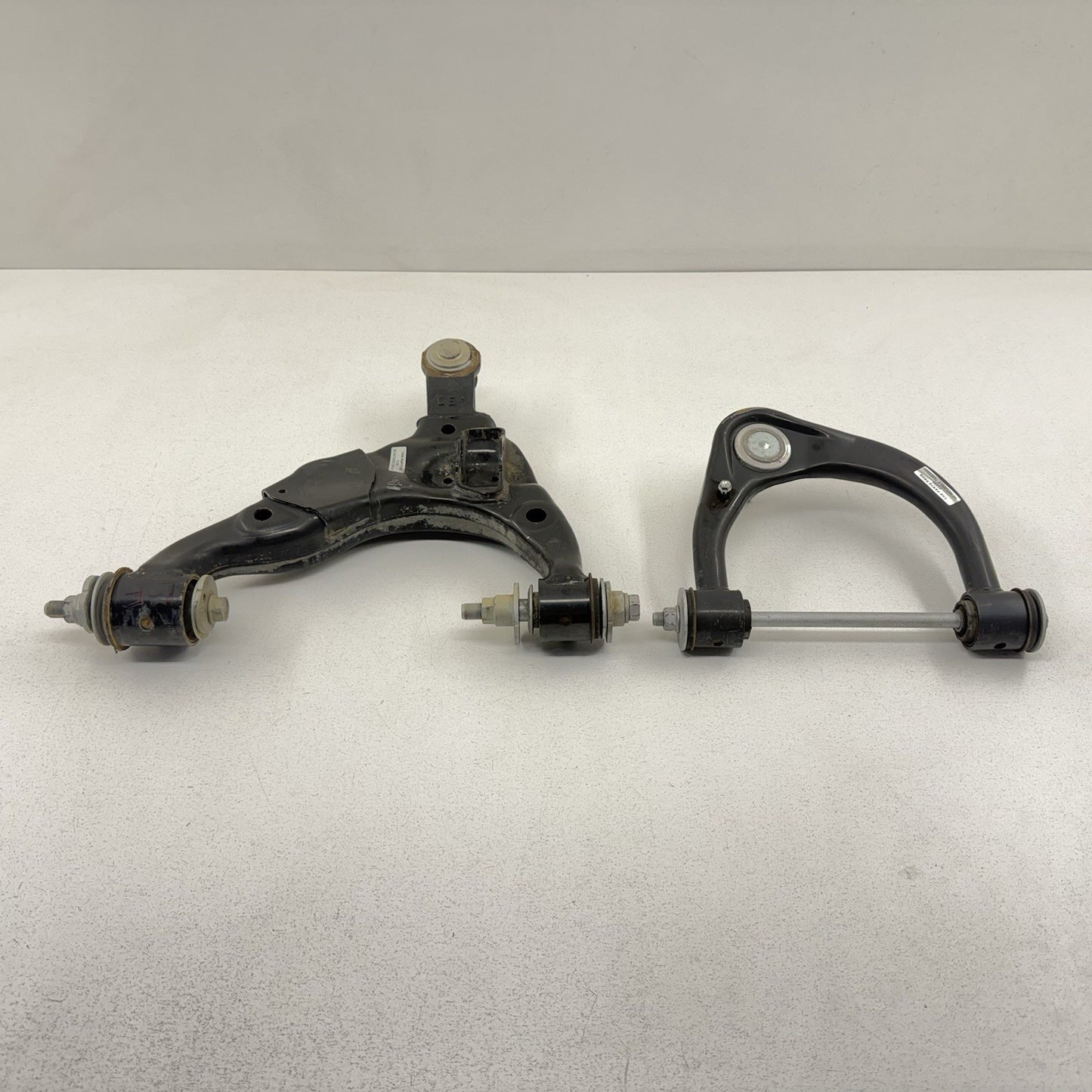 16-23 Toyota Tacoma TRD Off Road Left Front Control Arm Suspension Pair OEM
