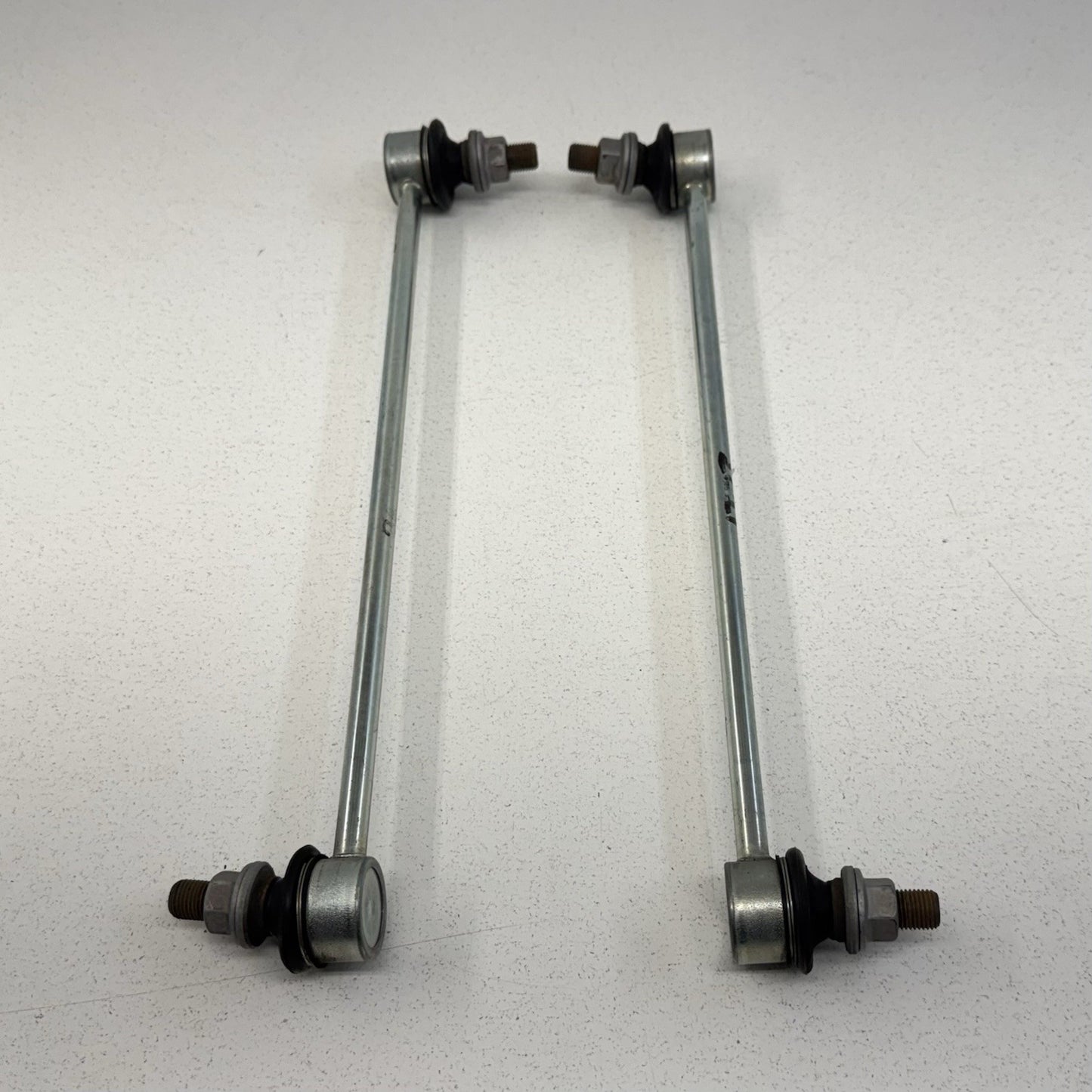 16-22 Toyota Prius / Prius Prime Front Stabilizer Sway Bar End Link Pair OEM