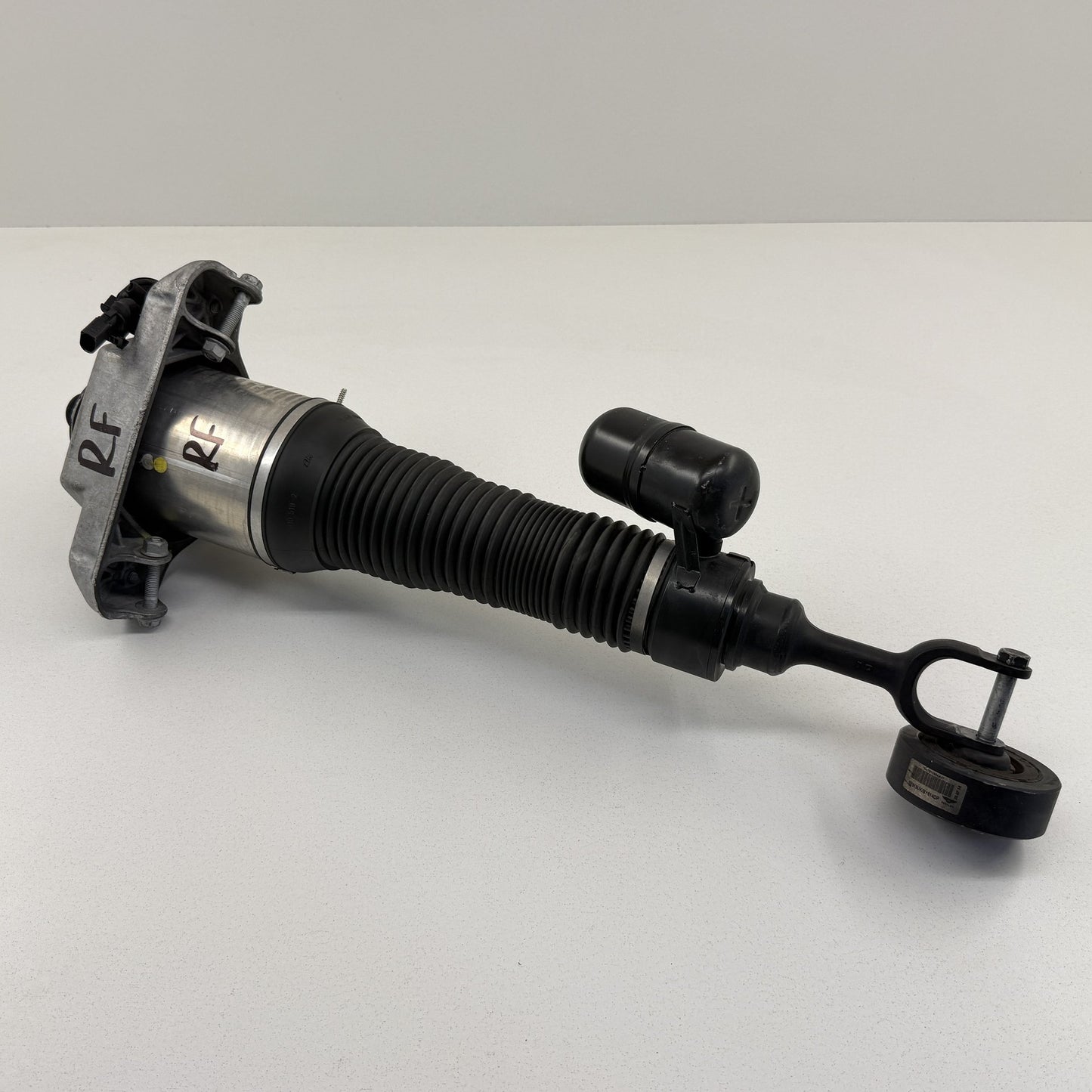 14-18 Bentley Flying Spur Air Suspension Shock Absorber Strut Set Front Rear OEM