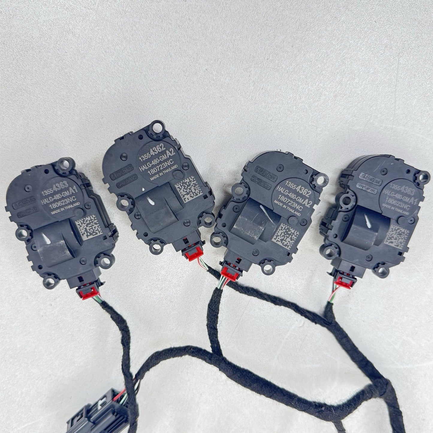 20-24 CADILLAC CT5 HVAC BOX HEATER AC FLAP MOTOR AIR MIX ACTUATOR SET OEM