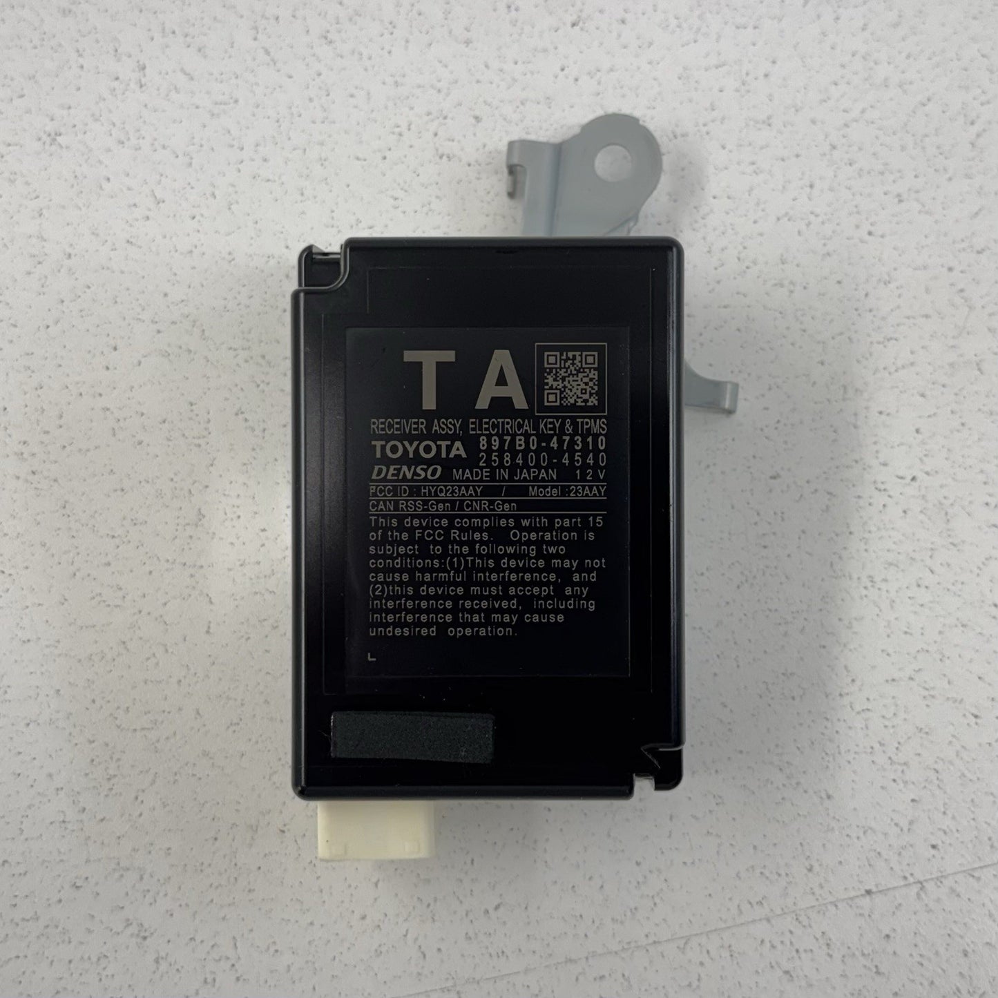19-22 Toyota Prius Prime TPMS Sensor Tire Pressure Monitor Module Receiver OEM