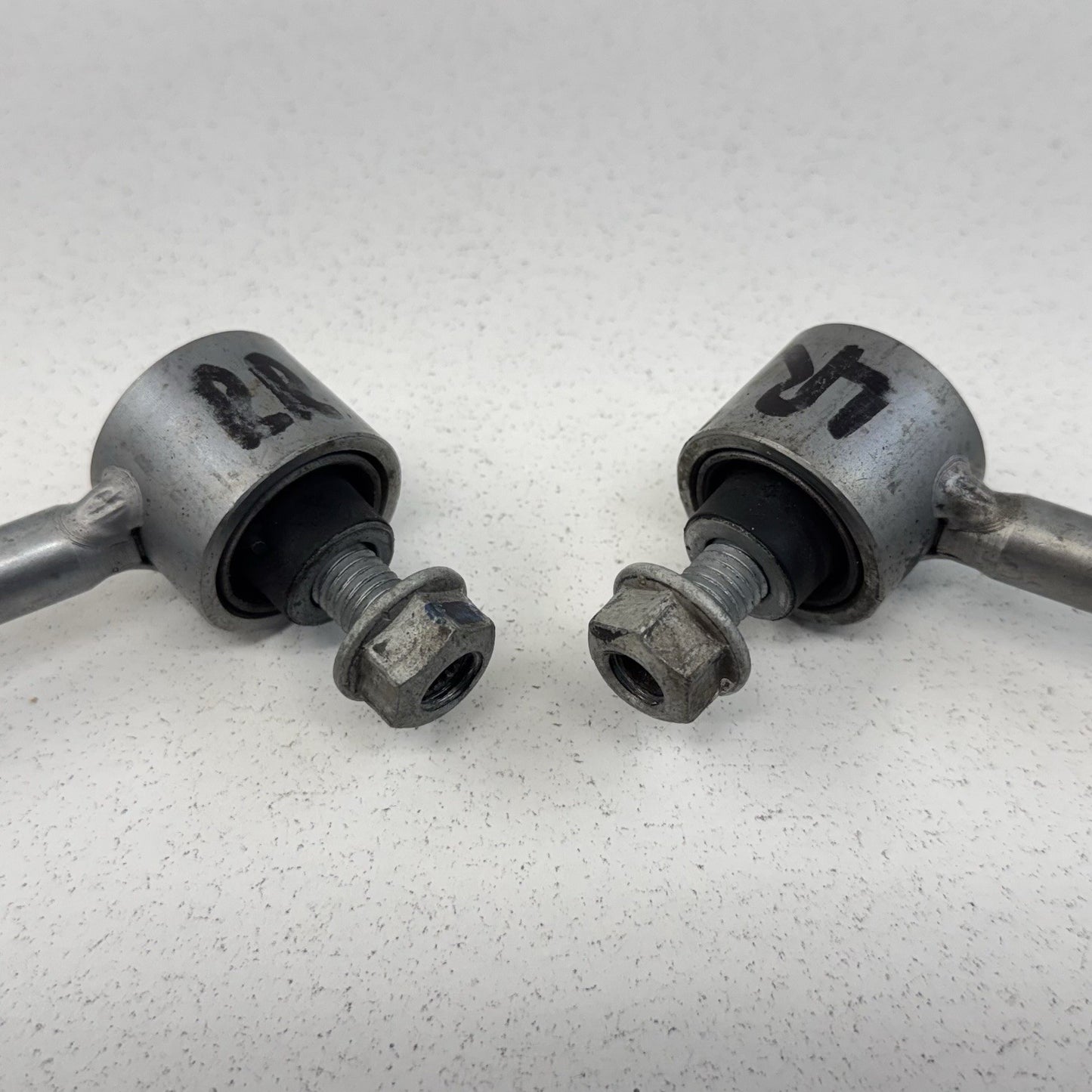 08-15 Audi TT Rear Stabilizer Sway Bar End Link Pair Left & Right OEM