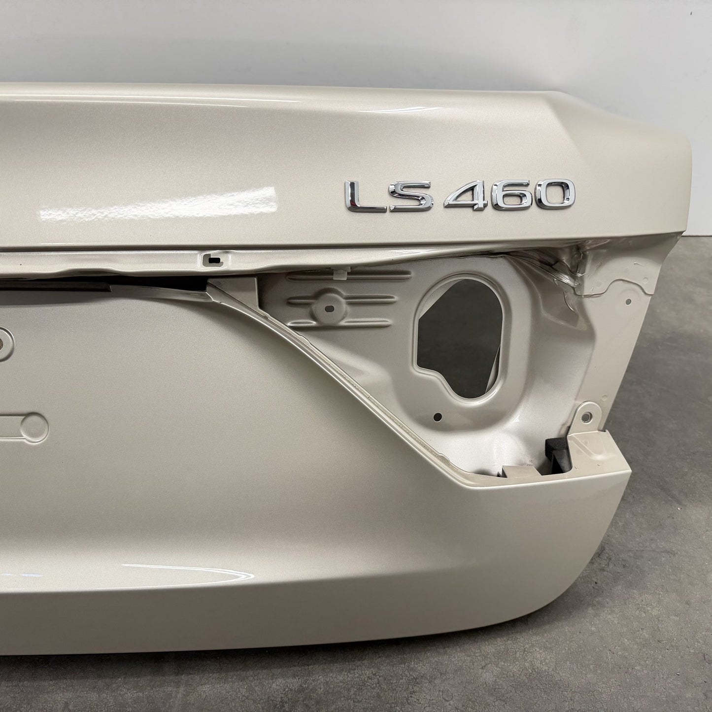 2013-2017 Lexus LS460 Rear Trunk Lid Shell Satin Cashmere Metallic OEM