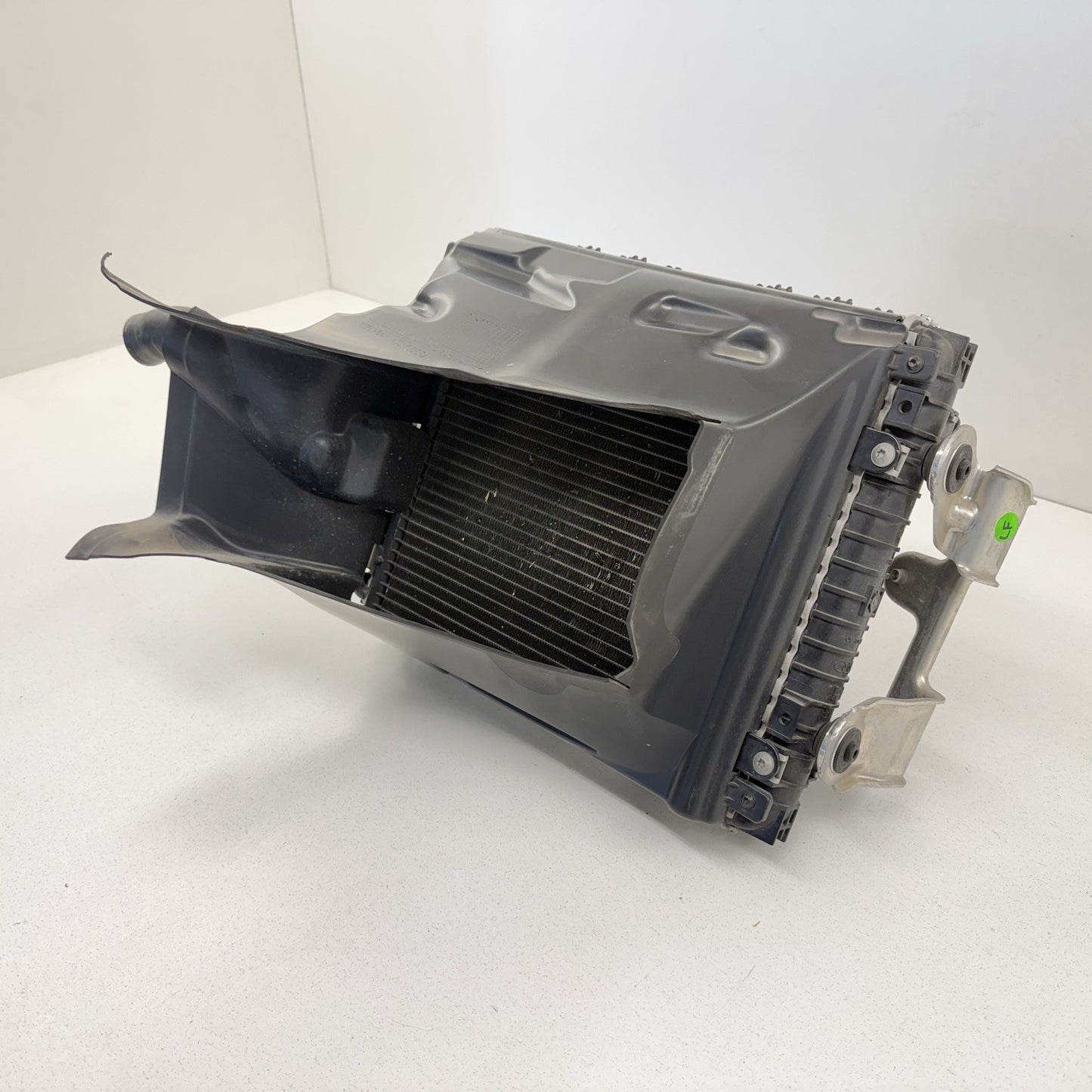 17-23 Audi R8 Driver Left Front Radiator Condenser Fan Assembly W/ Air Duct OEM
