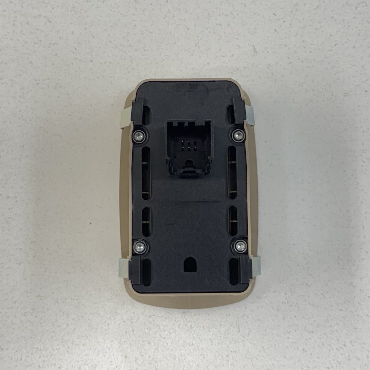 14-24 Maserati Ghibli Left Or Right Rear Door Window Switch 670025407 OEM