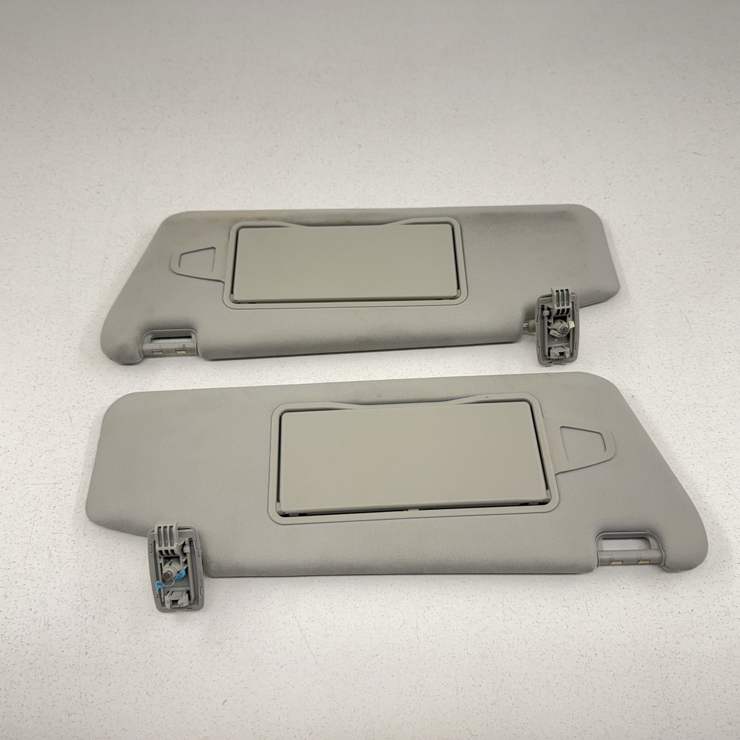 12-14 Mercedes W218 CLS550 Sunvisor Sun Visor Shade Pair Left & Right Gray OEM