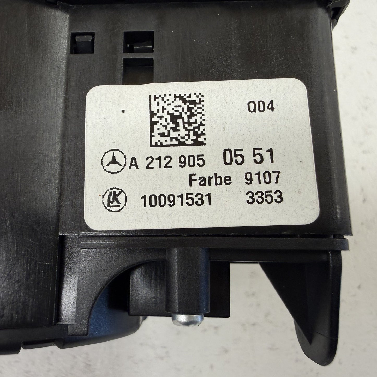 2008-2014 Mercedes-Benz C250 W204 Headlight Lamp Control Switch 2129050551 OEM