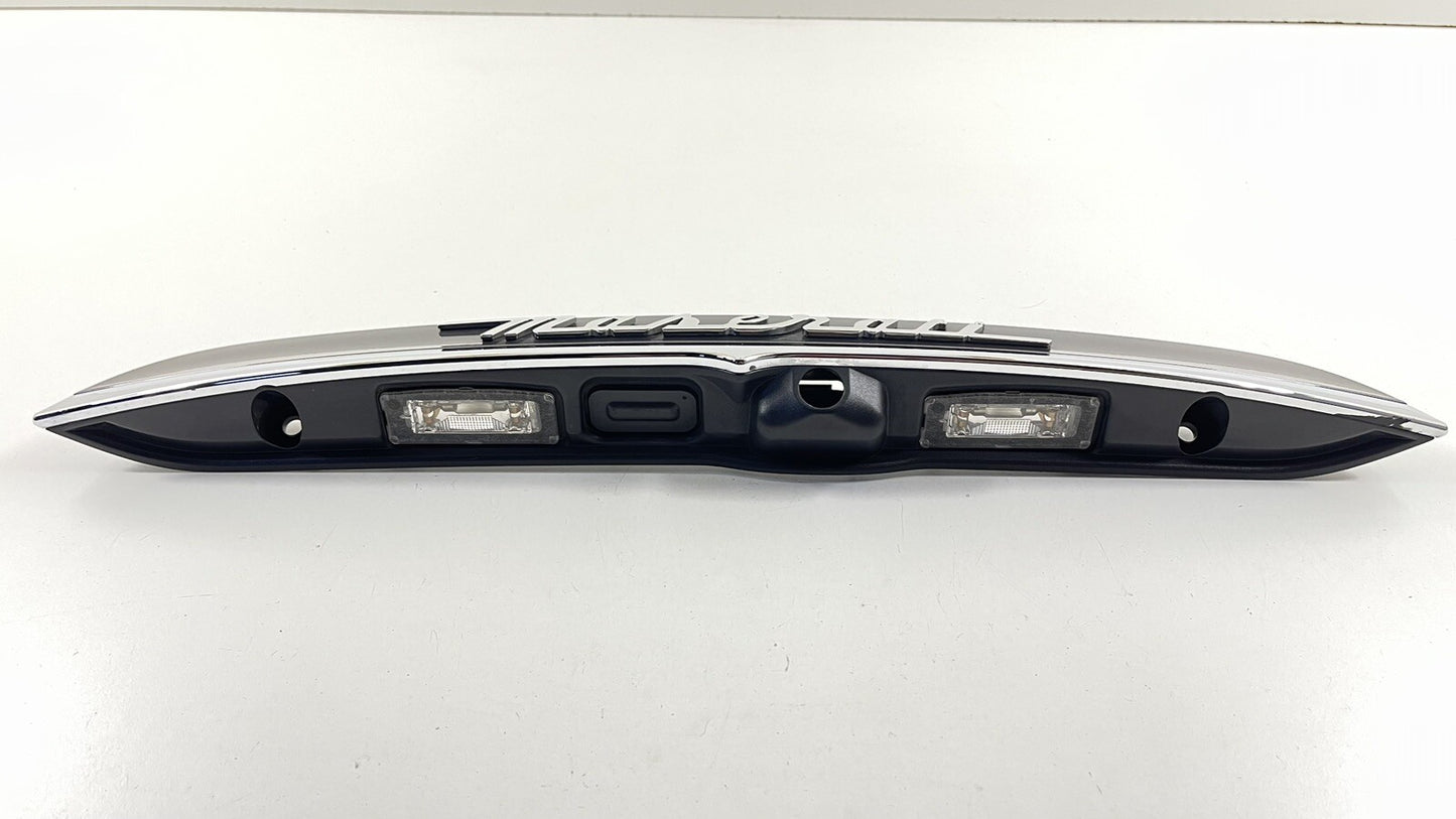 17-23 MASERATI GHIBLI LICENSE PLATE LIGHT TRUNK TRIM GARNISH MOULDING BEZEL OEM