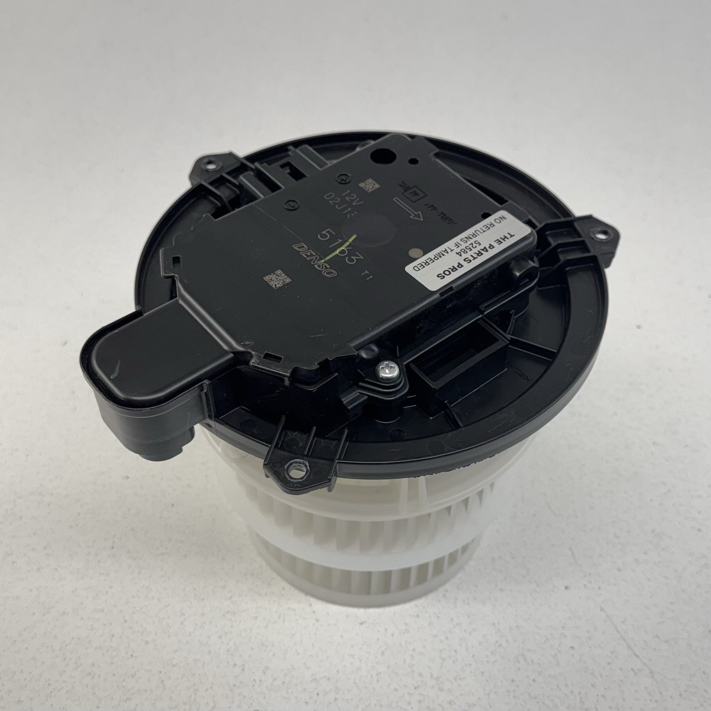 21-26 Lexus IS300 IS350 IS500 HVAC AC Air Temperature Fan Blower Motor Wheel OEM