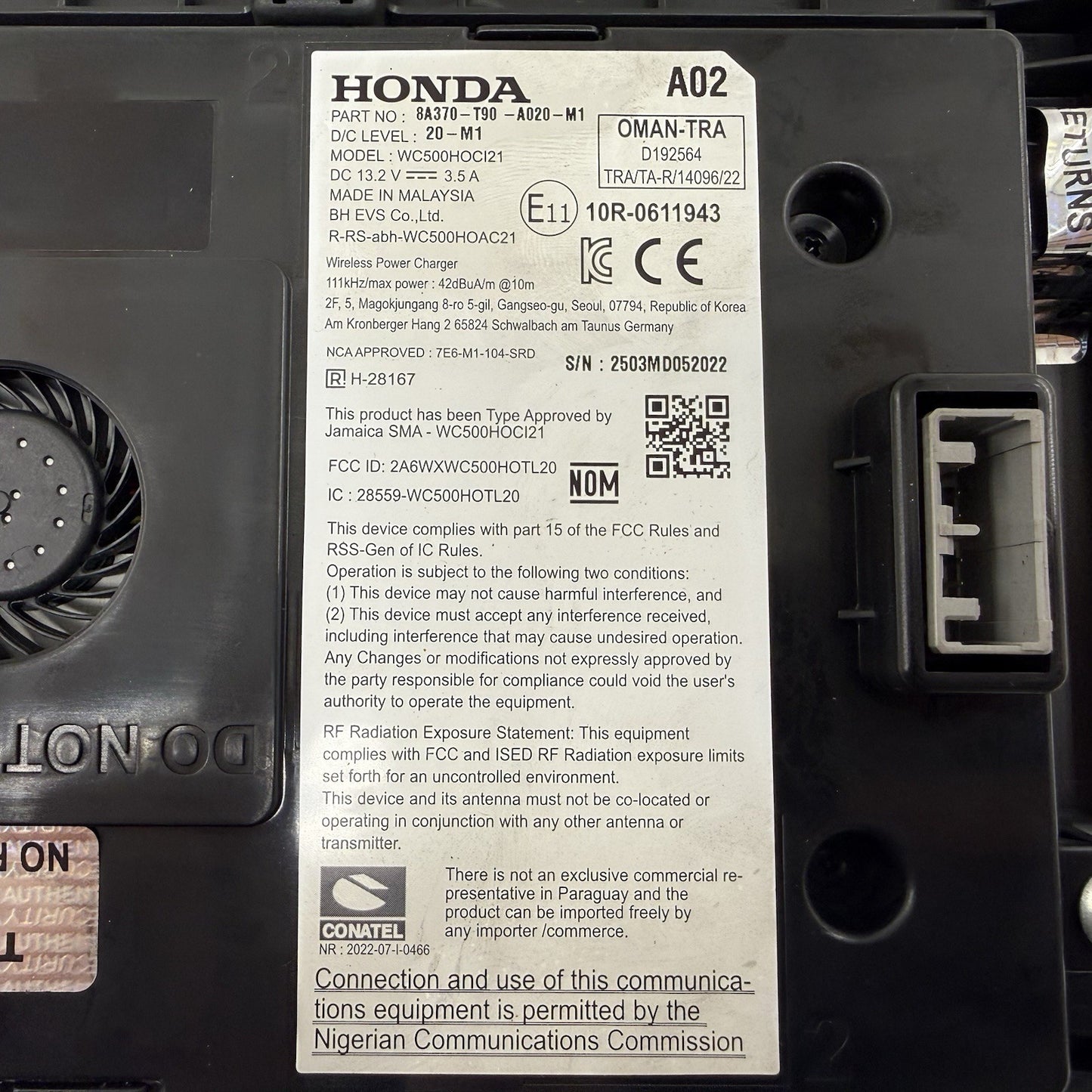 23-25 Honda Pilot Center Console Wireless Charger Phone Charging Pad OEM