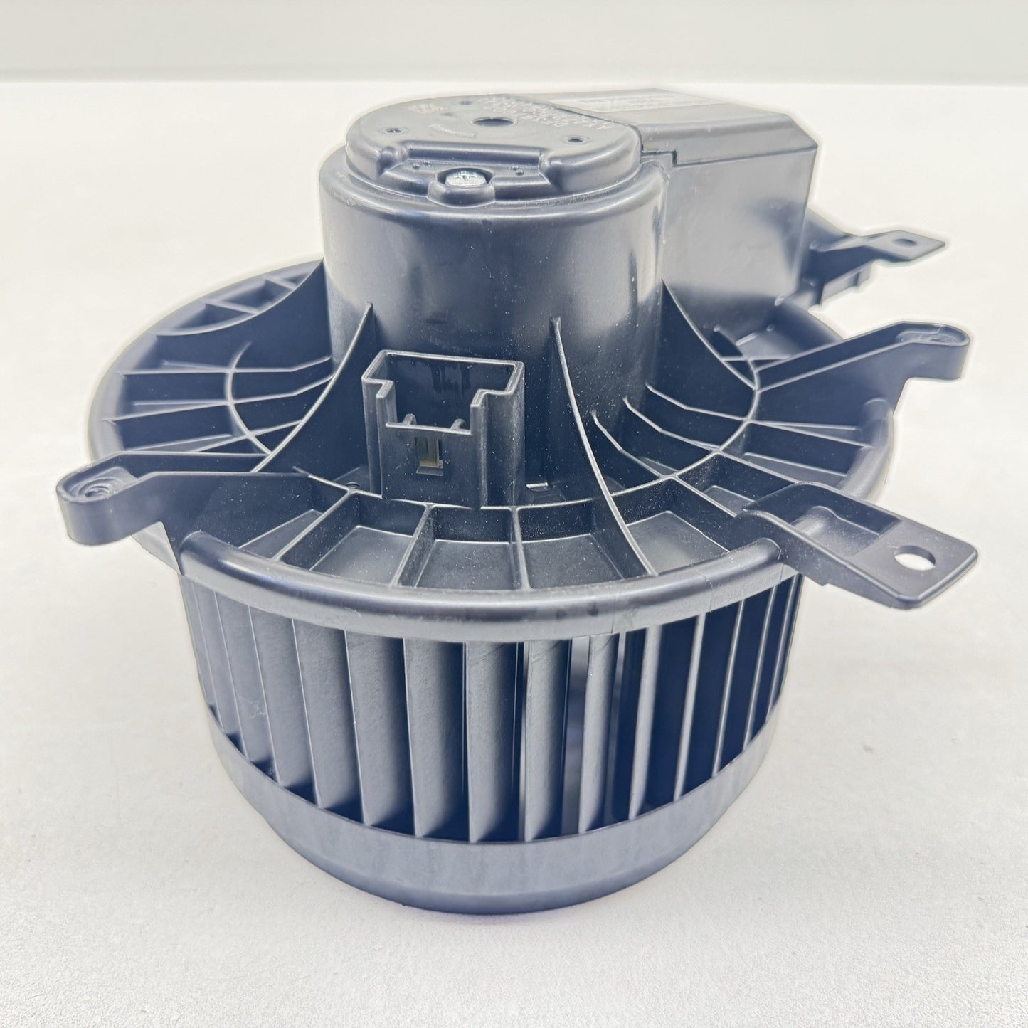 15-23 DODGE CHALLENGER CHARGER HVAC AC AIR BLOWER FAN MOTOR WHEEL OEM