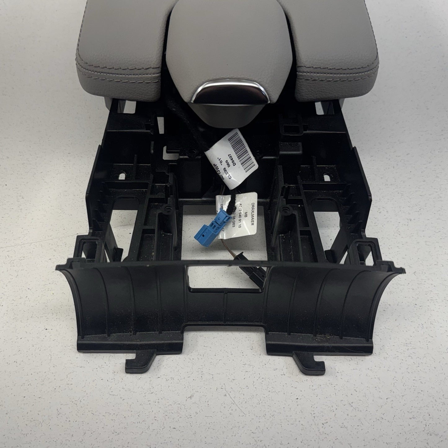 12-18 Mercedes W218 CLS550 Center Console Armrest Arm Rest Cover Lid Gray OEM
