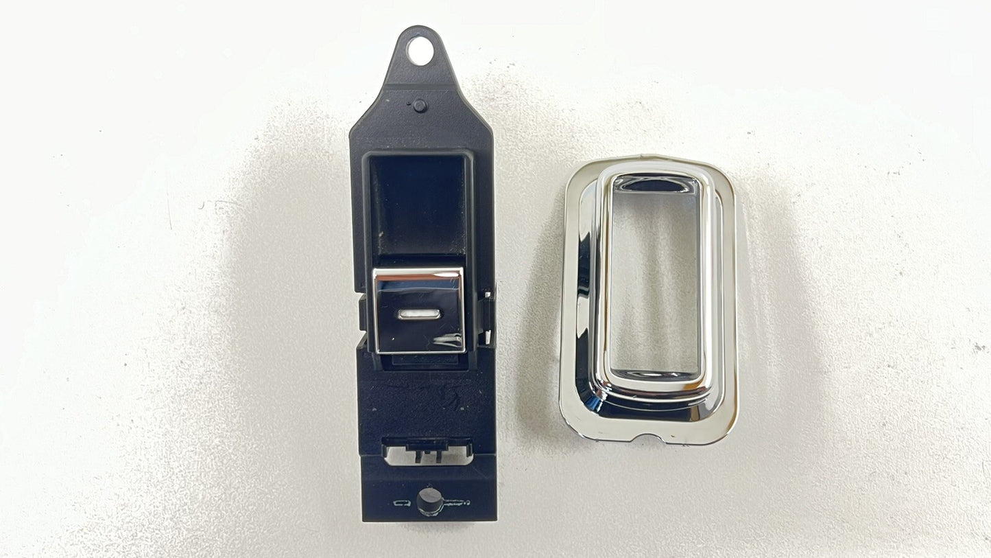 13-18 BENTLEY FLYING SPUR PASSENGER RIGHT FRONT WINDOW SWITCH 3W0 959 858 E OEM