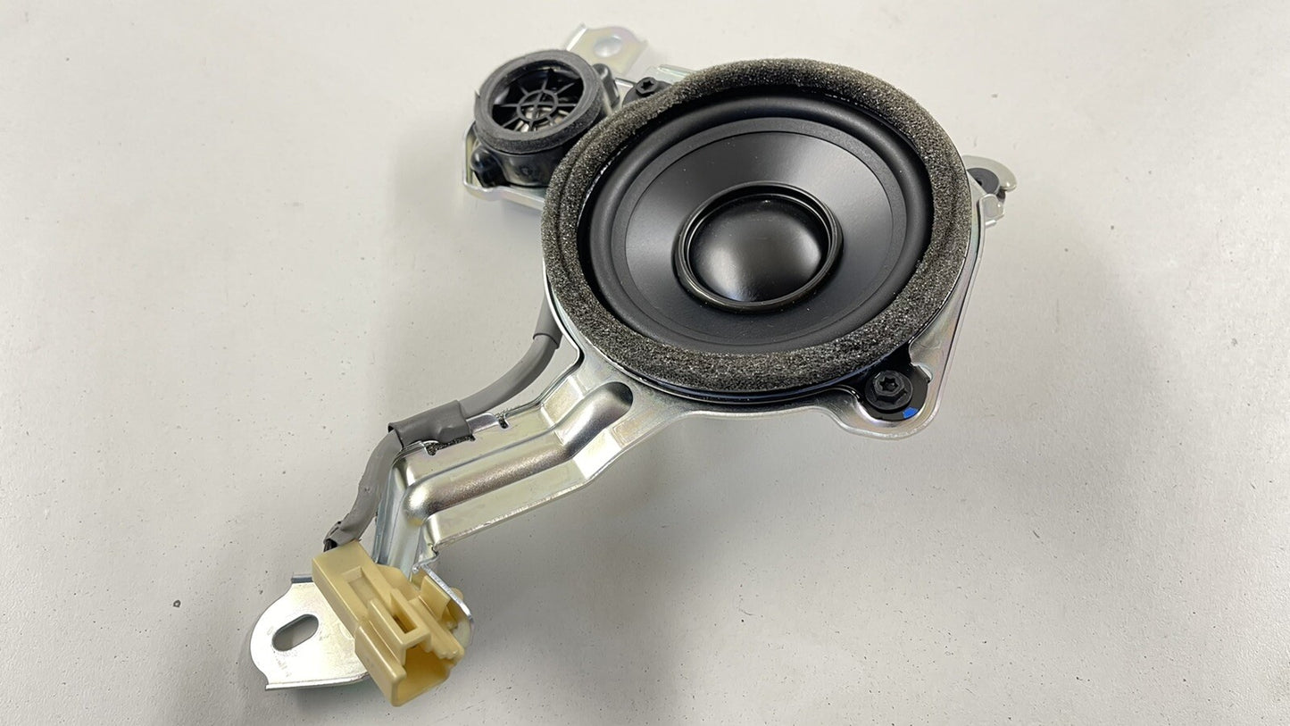 07-17 LEXUS LS460 LEFT FRONT QUARTER C PILLAR SPEAKER TWEETER 861600WJ20 OEM