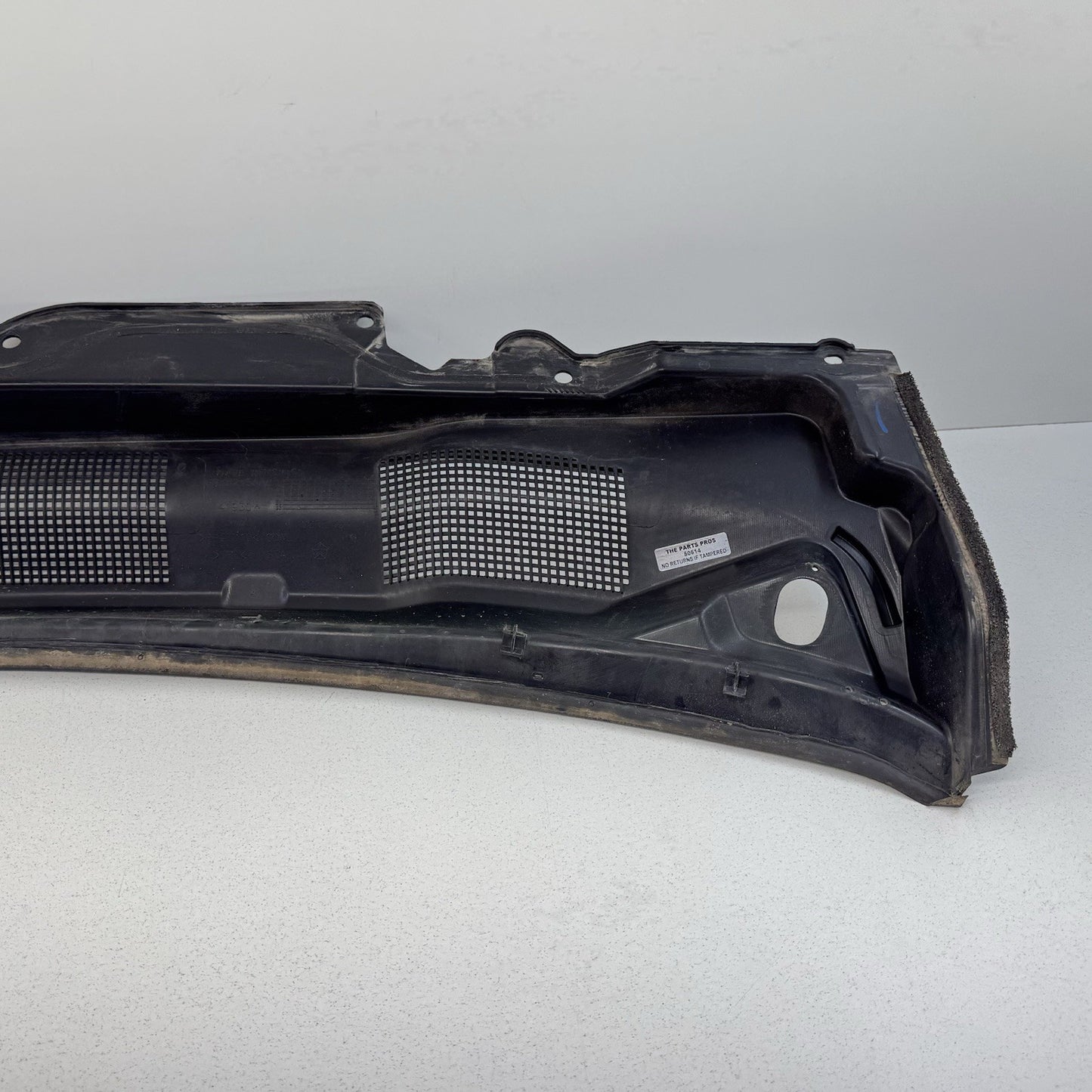 19-25 Ram 2500 3500 Front Windshield Cowl Cover Trim Panel 68362458AC OEM