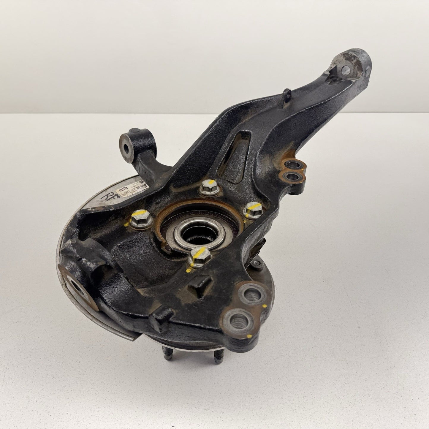 20-25 Silverado Sierra 2500 3500 Right Front Spindle Knuckle Hub Bearing OEM