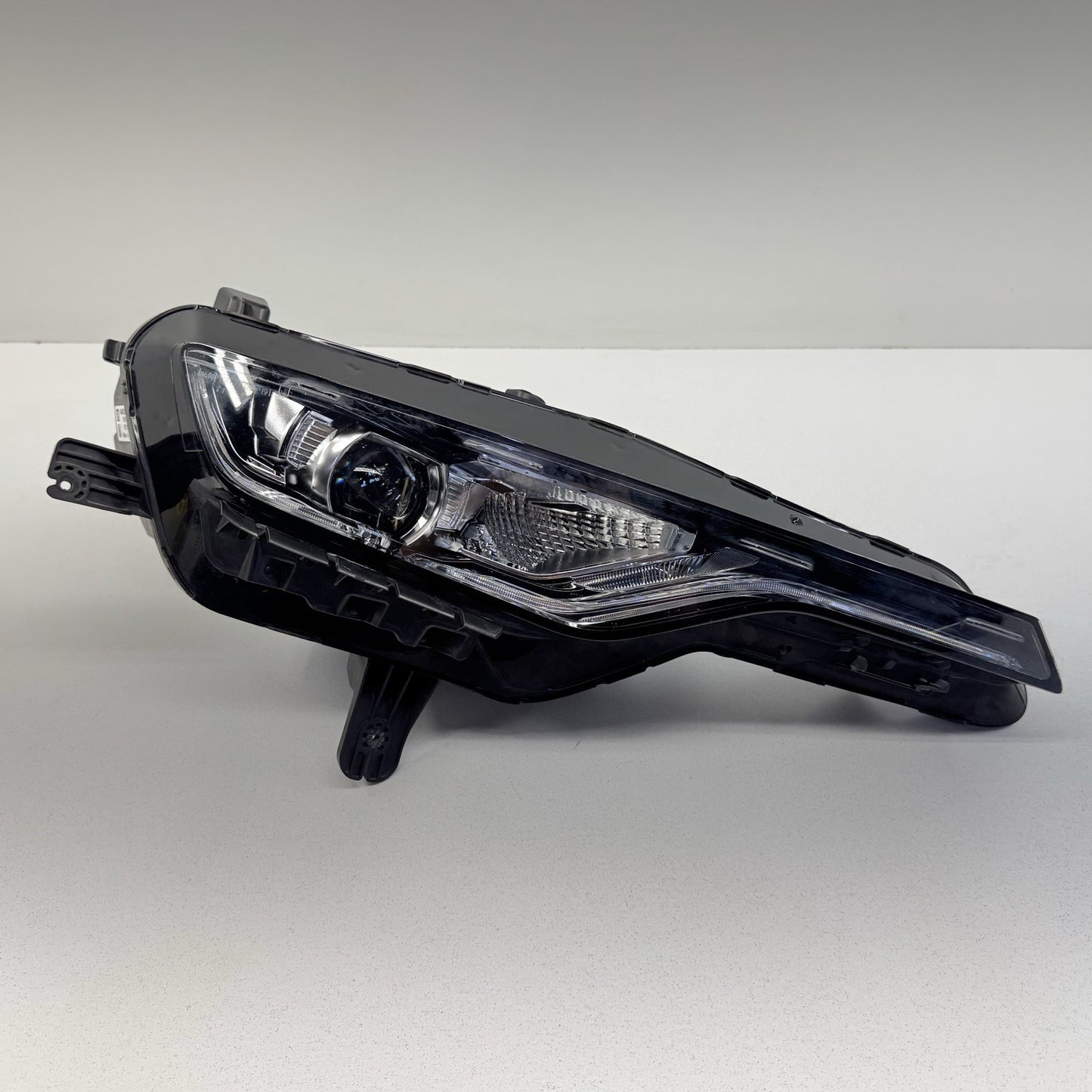 19-24 Chevrolet Camaro Passenger Right Front LED Headlight Head Light Lamp OEM