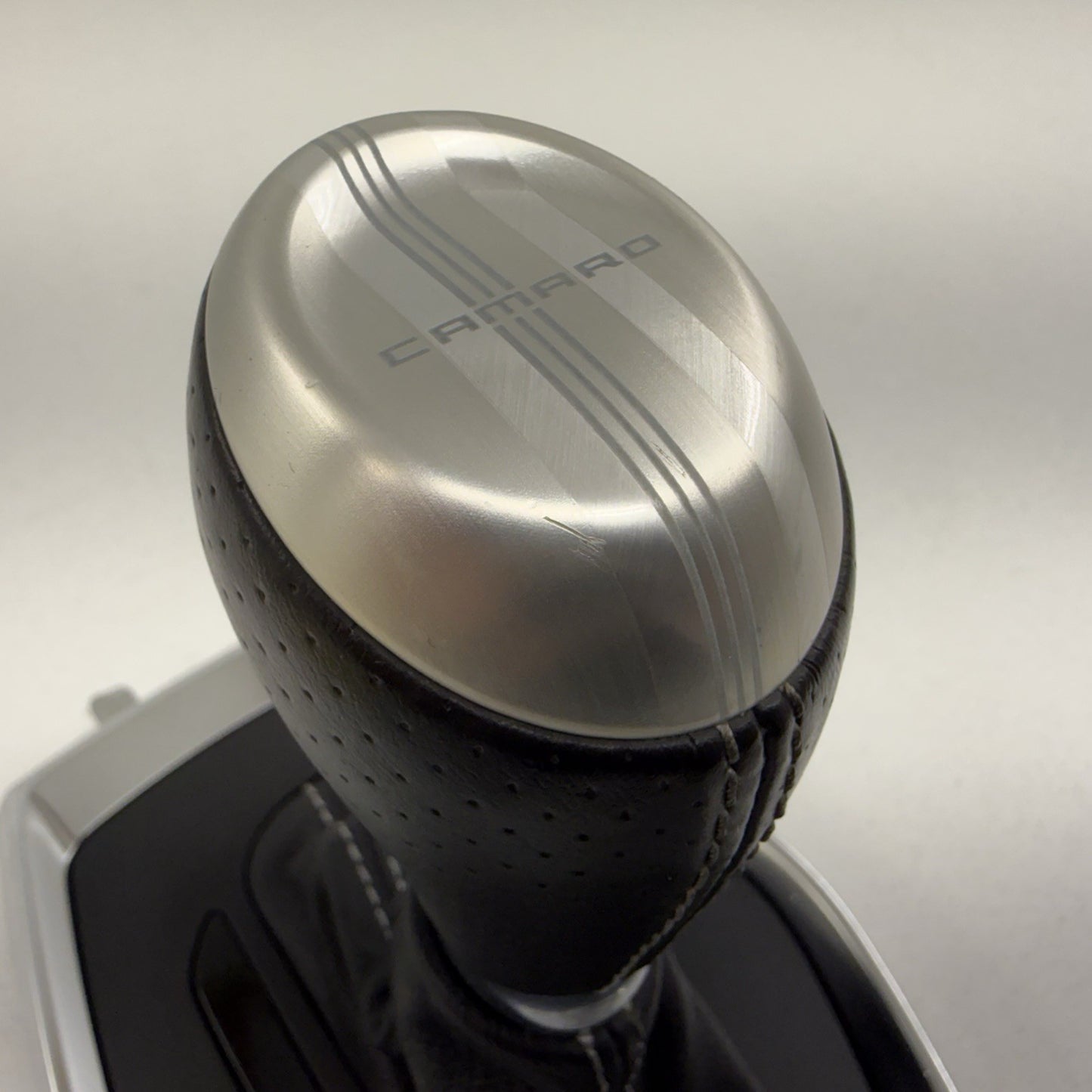 16-24 Chevrolet Camaro Automatic Console Gear Shifter Trim Boot W/ Knob OEM