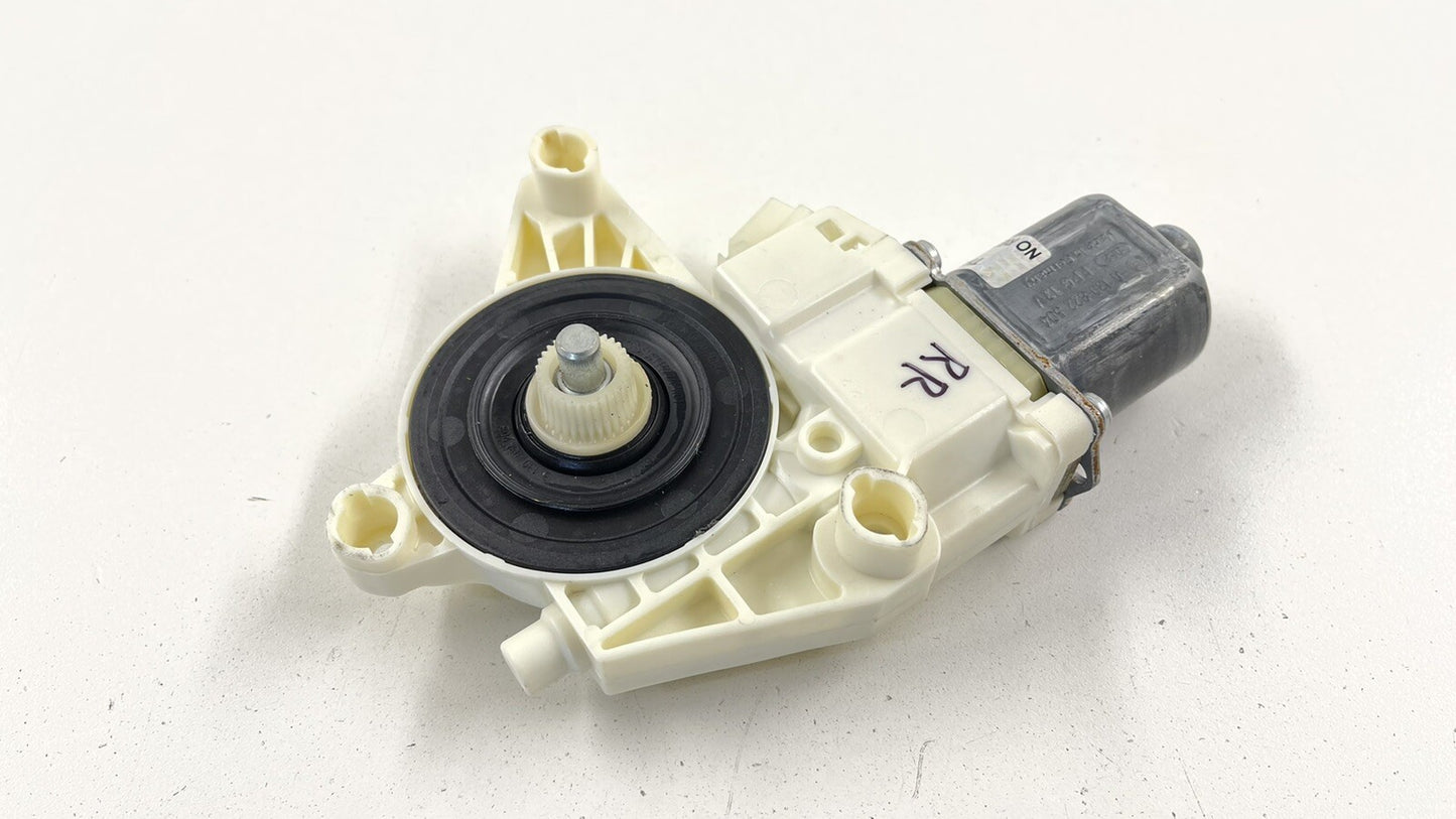 10-13 MERCEDES BENZ W212 E CLASS RIGHT REAR DOOR WINDOW REGULATOR MOTOR OEM
