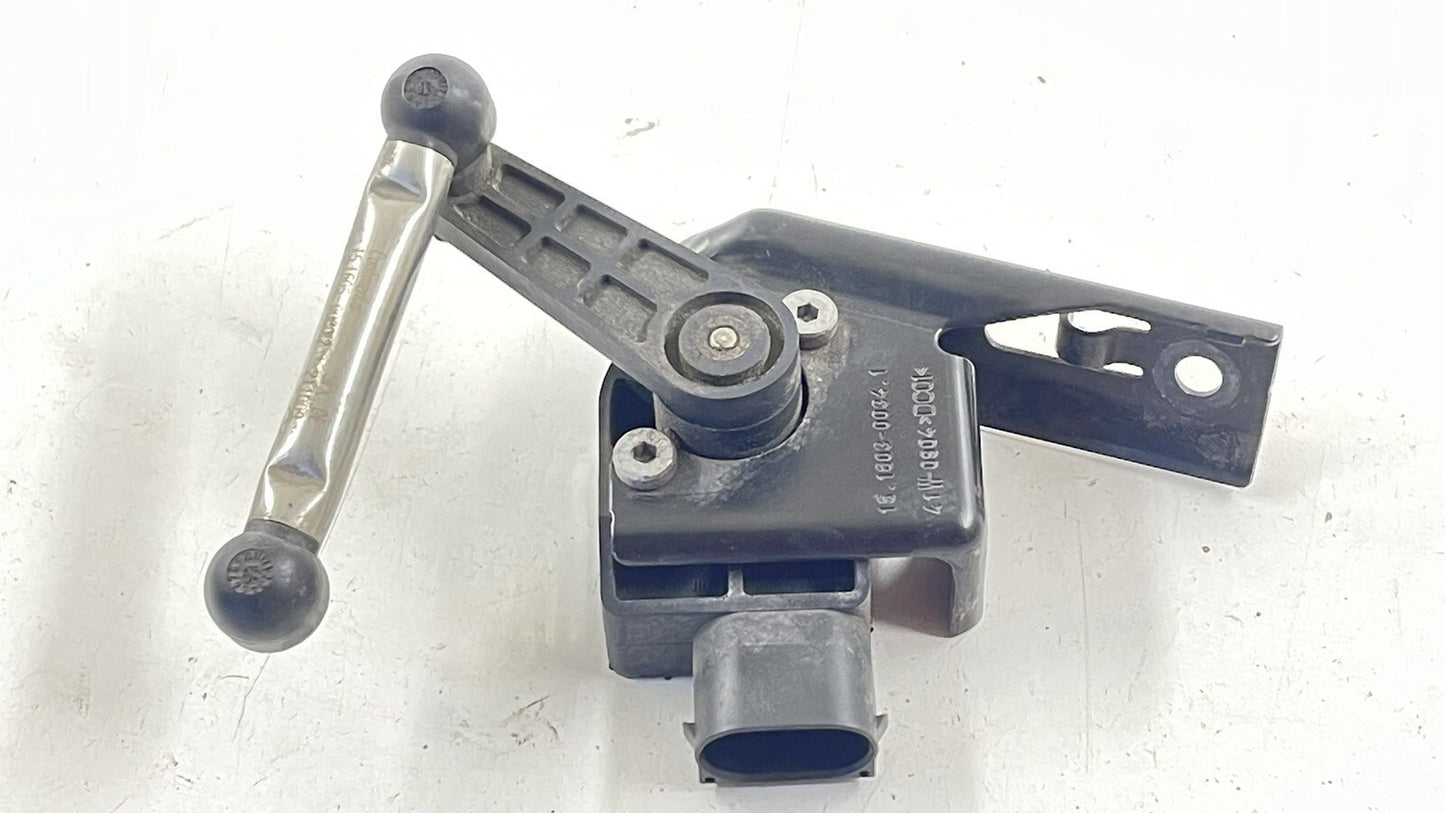 10-16 PORSCHE PANAMERA RIGHT FRONT HEADLIGHT SUSPENSION HEIGHT LEVEL SENSOR OEM