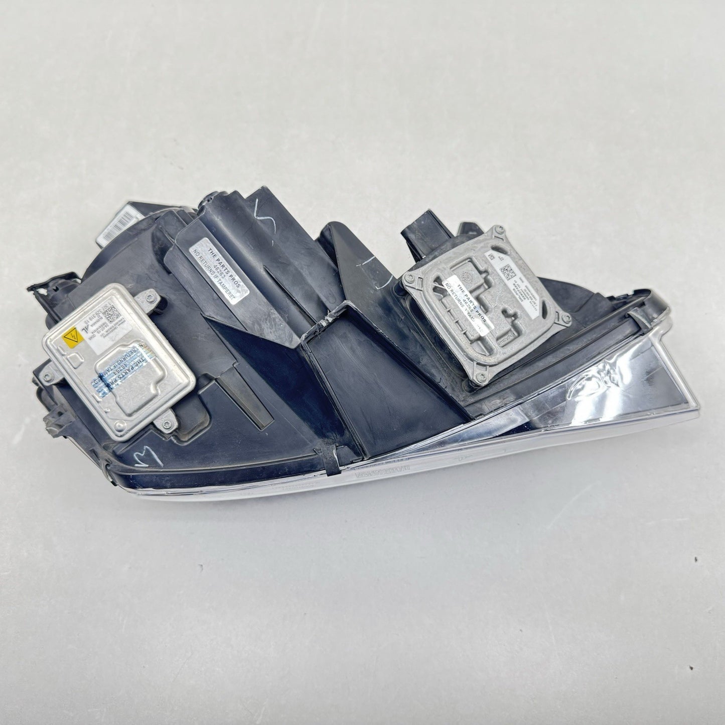 17-24 CHEVROLET CAMARO ZL1 LEFT FRONT HEADLIGHT HEAD LIGHT LAMP HID OEM *NOTE*