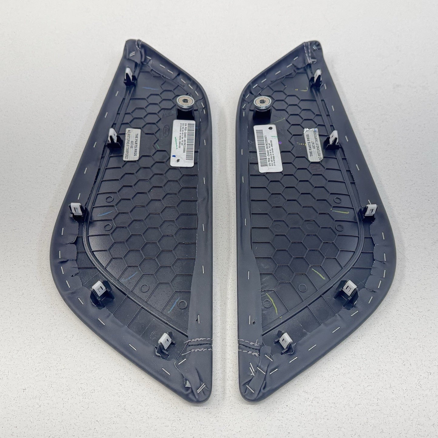 24-26 Ford Mustang Performance Pack Center Console Panel Cover W/ Knee Pads OEM