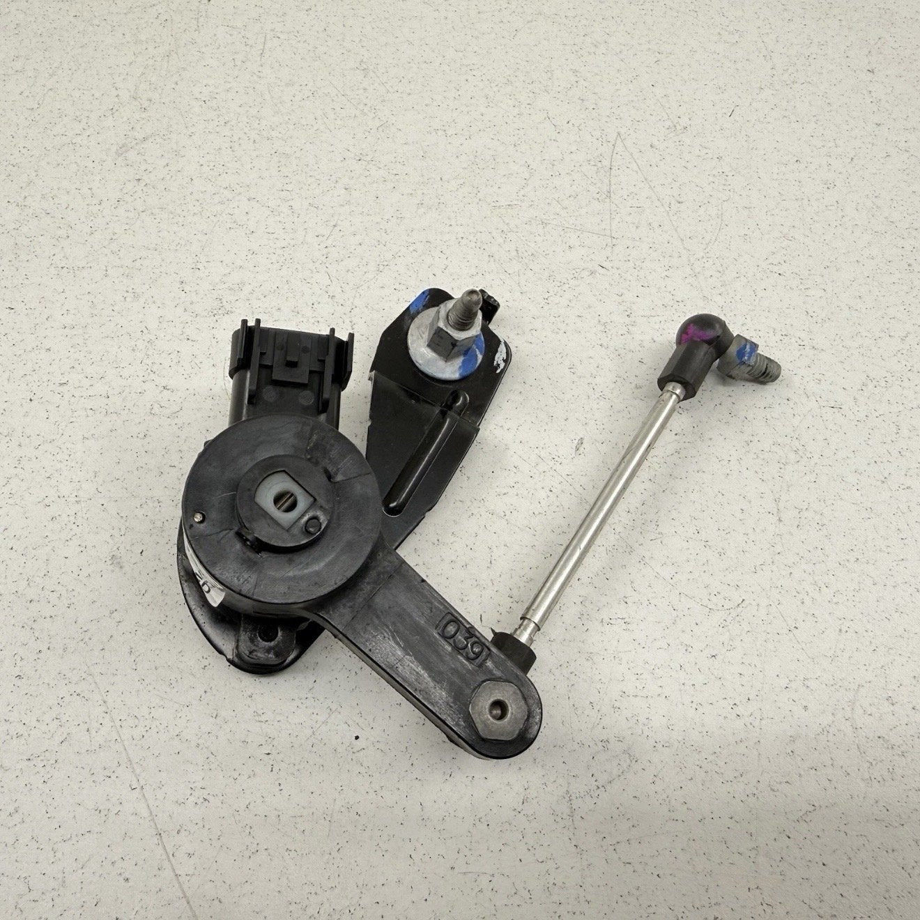 16-24 Chevrolet Camaro Driver Left Rear Suspension Ride Height Level Sensor OEM
