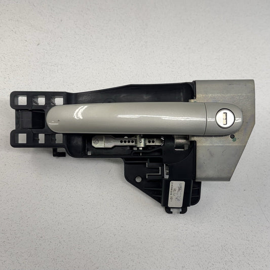 08-15 Audi TT Driver Left Exterior Door Handle Assembly Ice Silver OEM