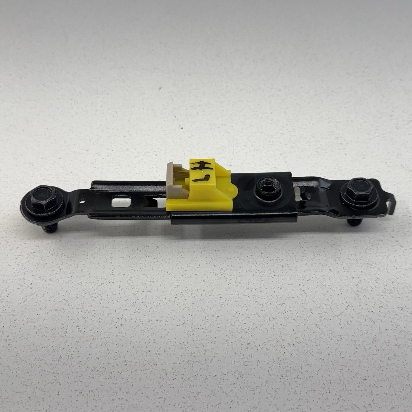 21-26 Hyundai Elantra Front Seatbelt Seat Belt Height Adjuster Left Or Right OEM