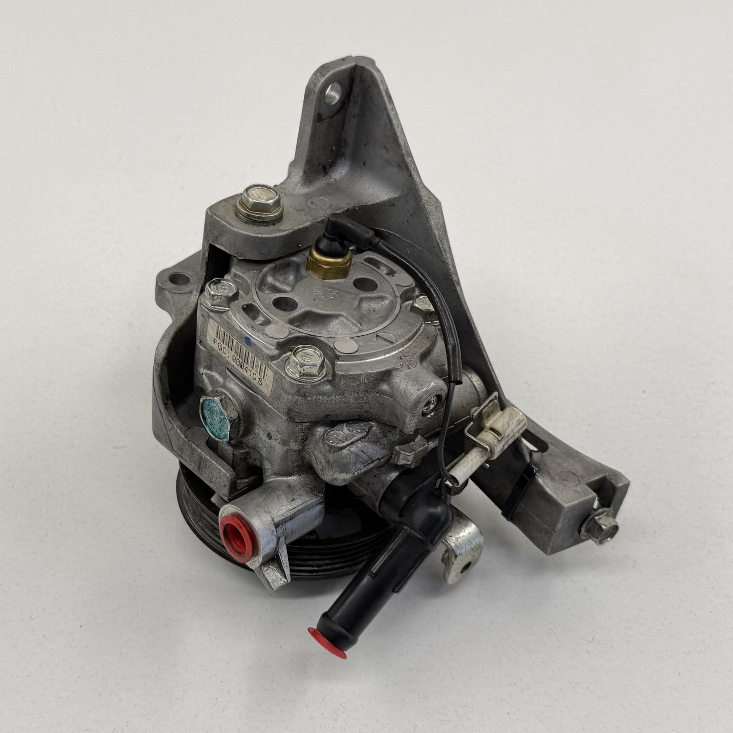 2015-2021 Subaru WRX STI Power Steering Pump Assembly W/ Bracket 34430FG040 OEM
