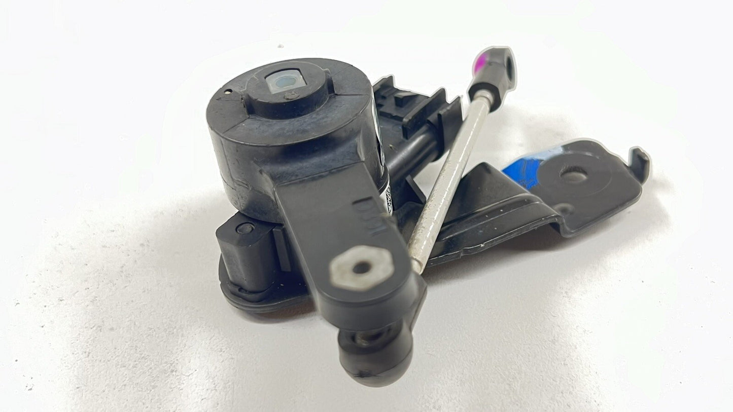 16-24 CHEVROLET CAMARO ZL1 LEFT REAR SUSPENSION HEIGHT LEVEL SENSOR 84365973 OEM