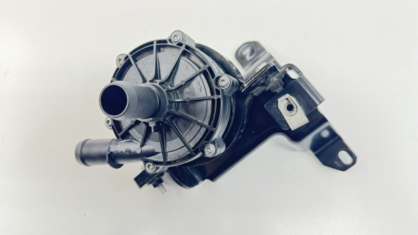 22-23 CADILLAC CT4 V BLACKWING AUXILIARY WATER PUMP COOLANT PUMP 85150883 OEM