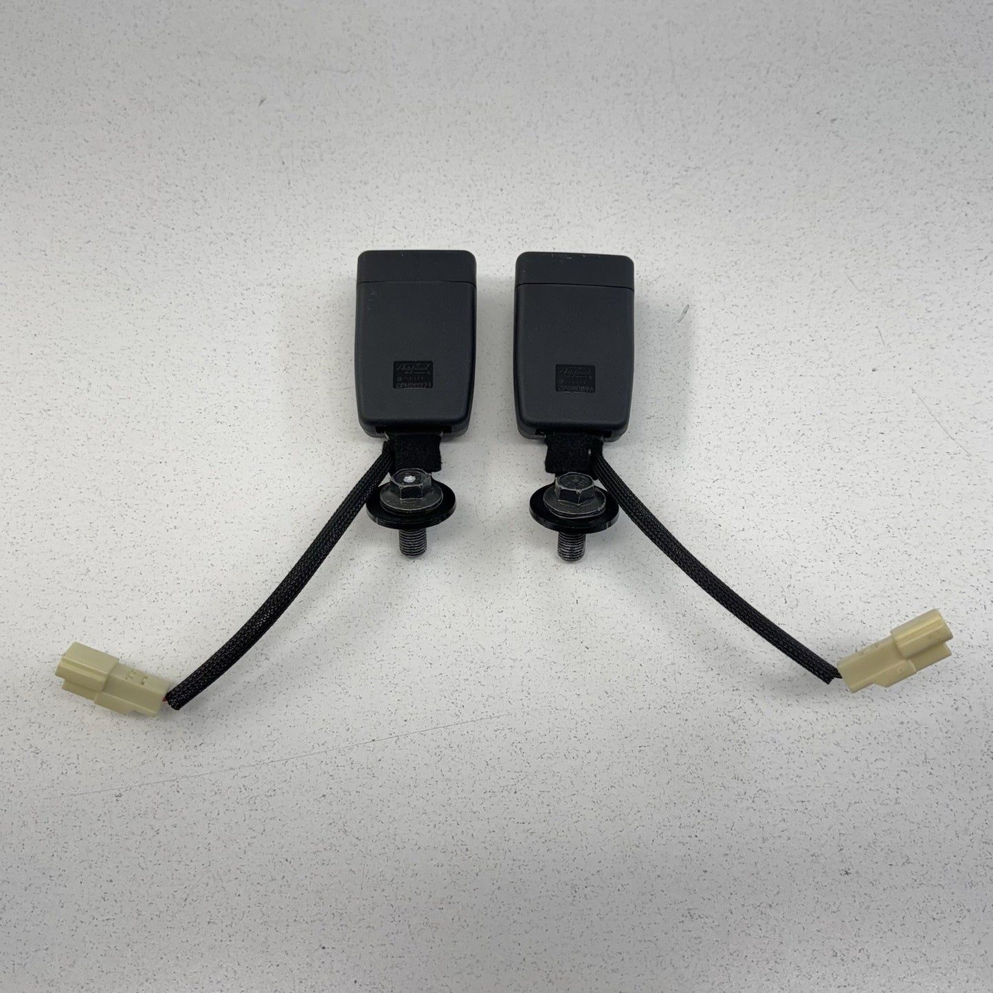 22-26 Toyota GR86 BRZ Rear Seat Belt Seatbelt Buckle Pair Left & Right OEM