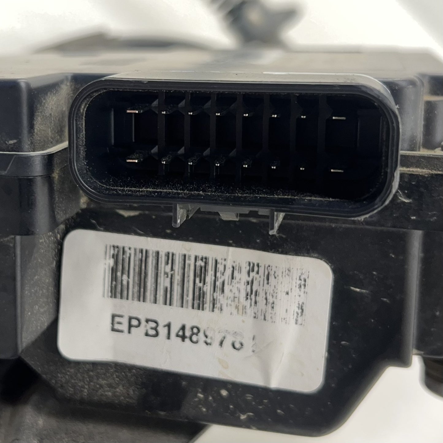 17-24 CHEVROLET CAMARO ZL1 ELECTRONIC PARKING BRAKE ACTUATOR 84121971 OEM