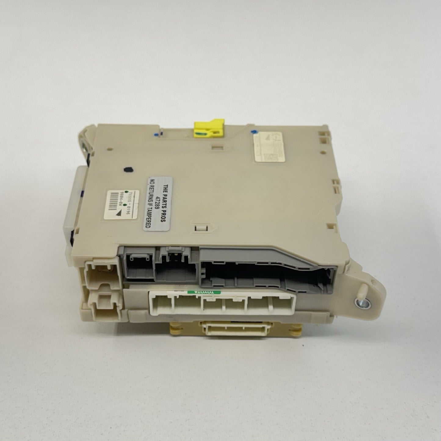 2008 Lexus IS F Fuse Relay Junction Box Module 82730-53500 OEM