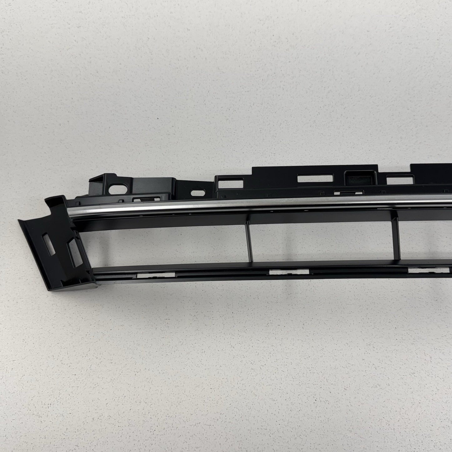 18-19 Audi S5 Front Bumper Lower Center Grille Grill 8W6807683A OEM