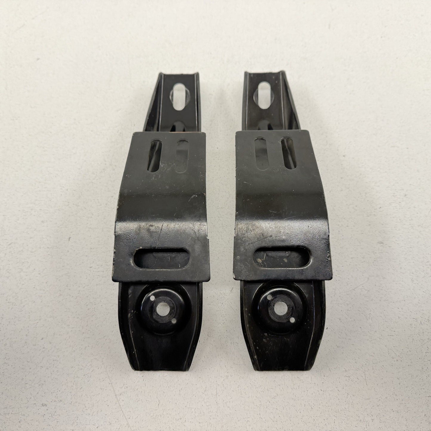 17-24 Chevrolet Camaro Rear Suspension Stabilizer Bar Bracket Set OEM