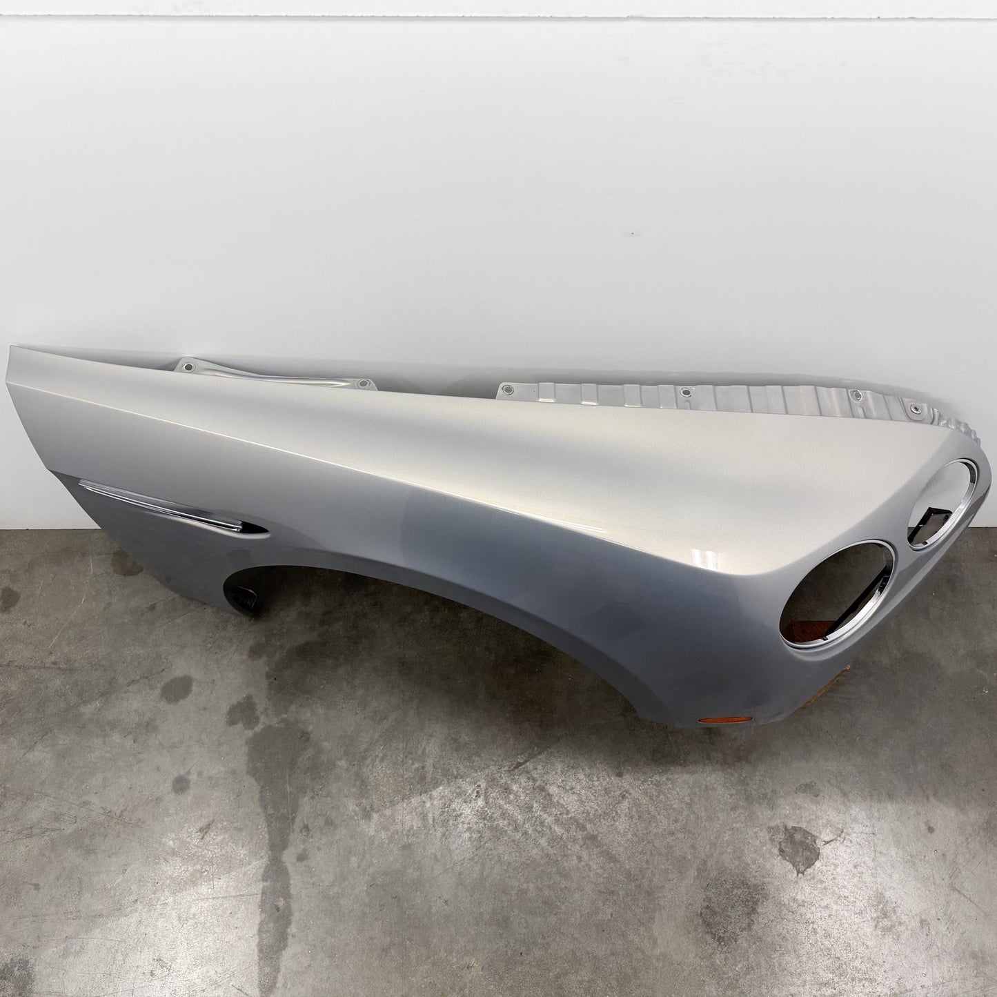 2014-2018 Bentley Flying Spur Passenger Right Front Fender Panel Silver OEM