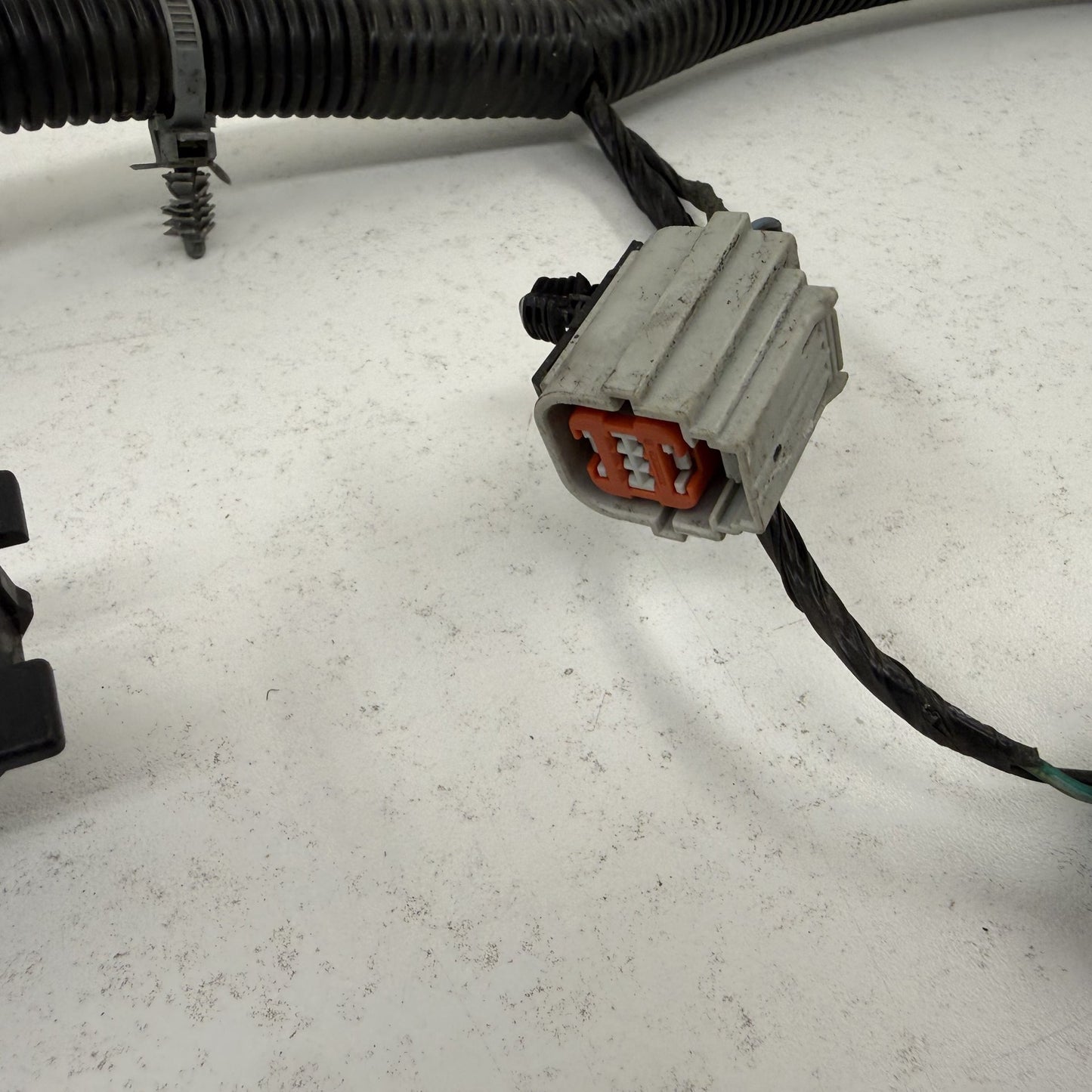 2014-2015 Chevrolet Camaro Rear Bumper Wiring Harness W/ Parking Sensors OEM