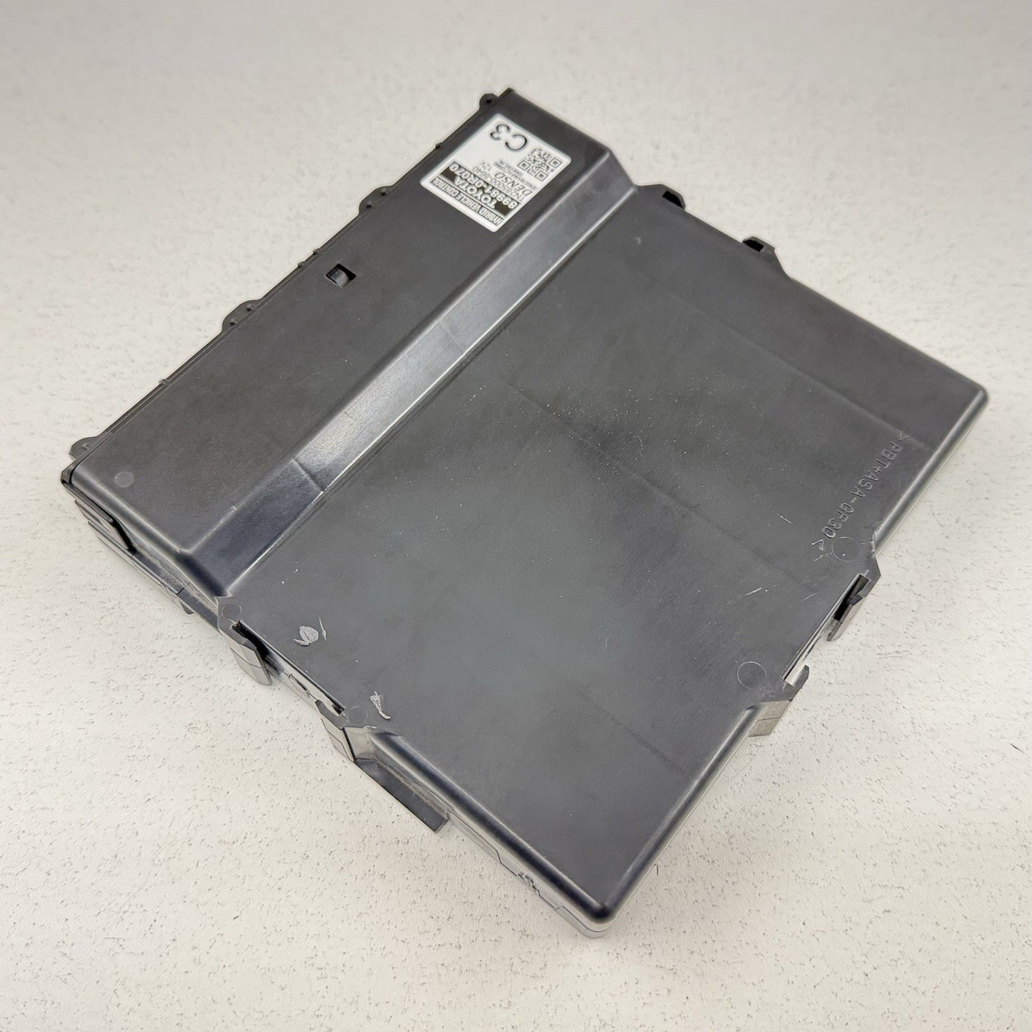 2021 Toyota RAV4 Hybrid Vehicle Control Module 89981-0R070 OEM